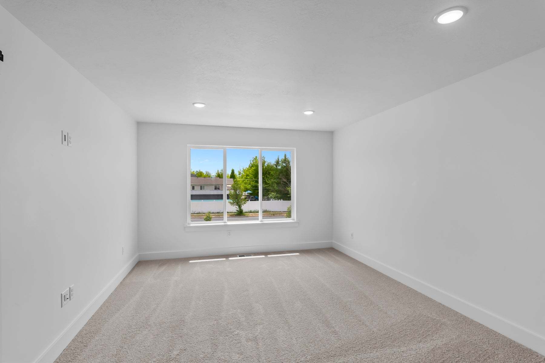 *Finished home photos are representational images only. See sales agent for details.