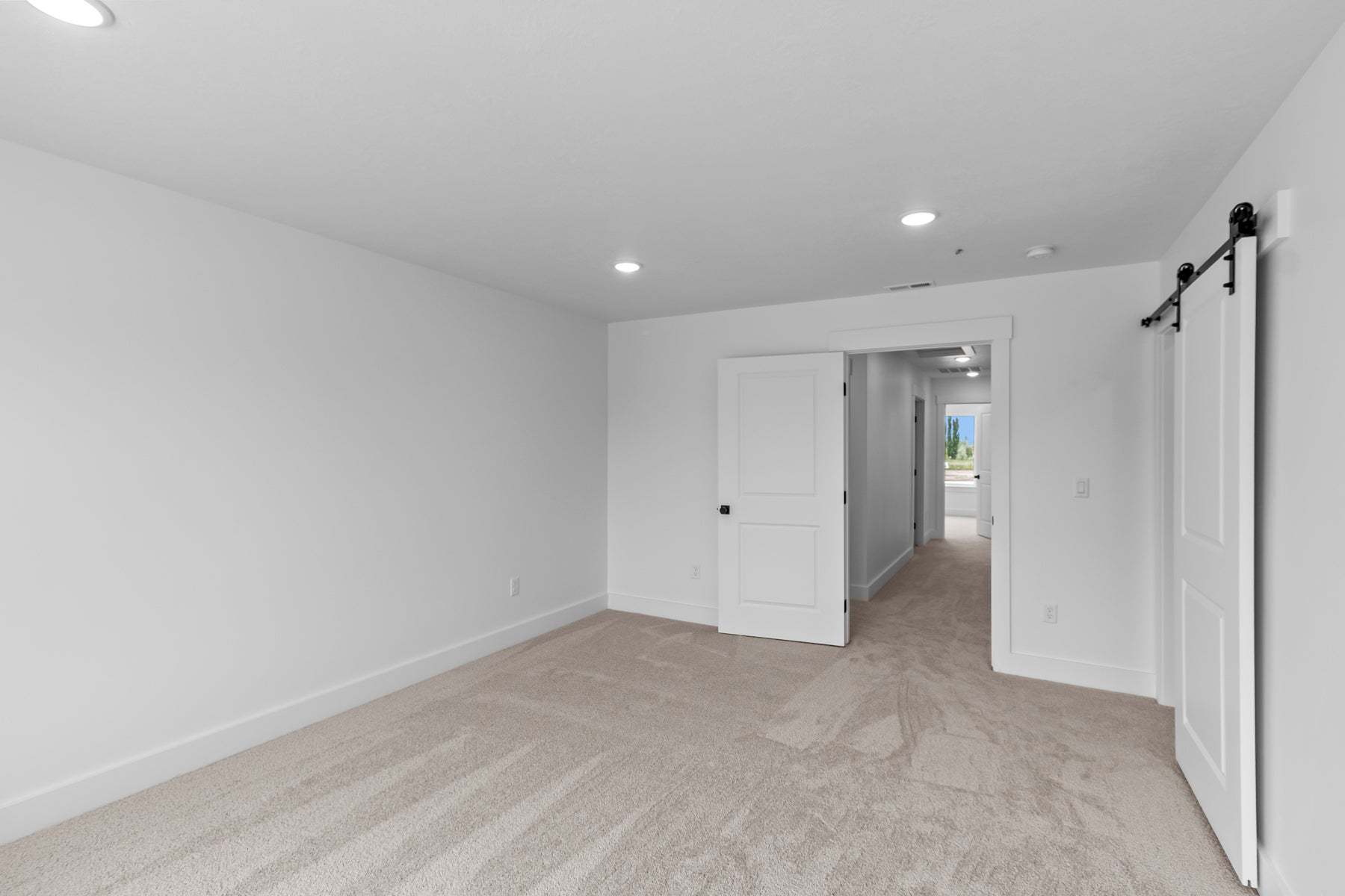 *Finished home photos are representational images only. See sales agent for details.