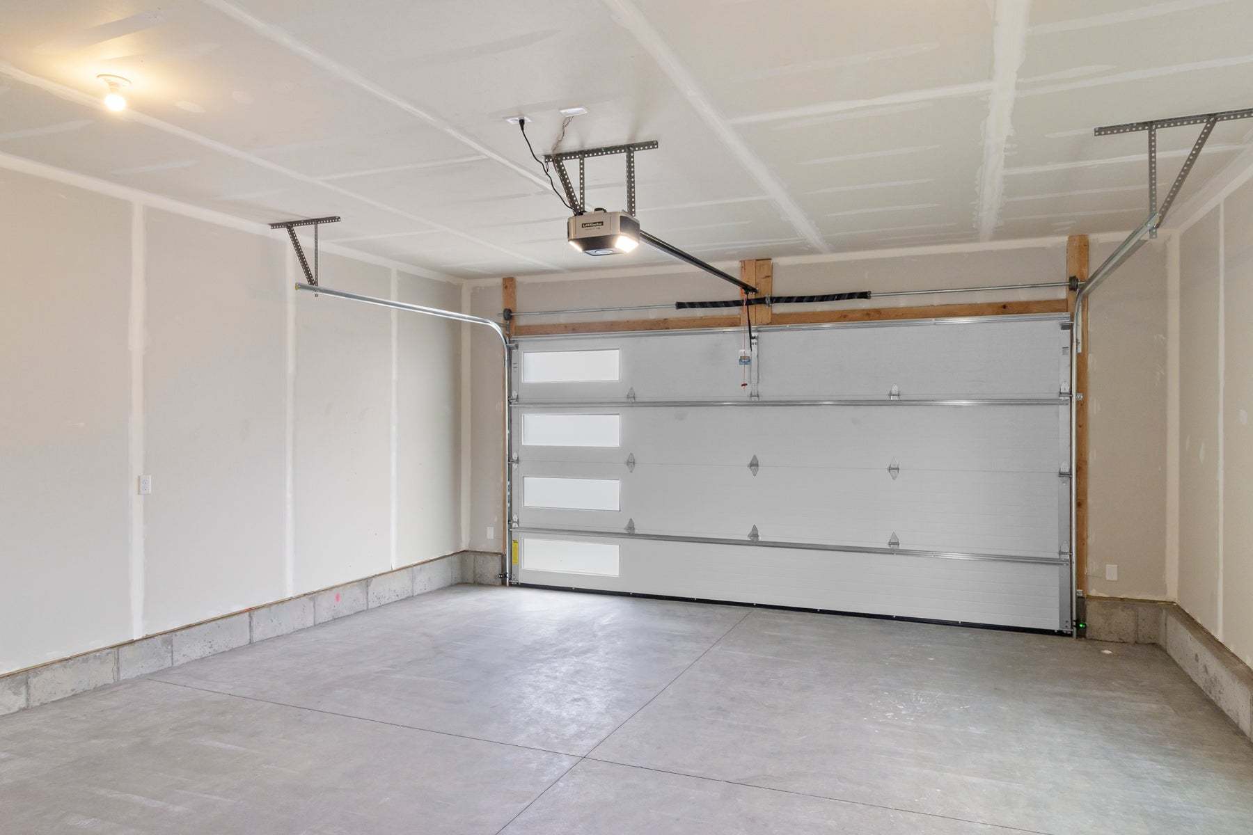 *Finished home photos are representational images only. See sales agent for details.