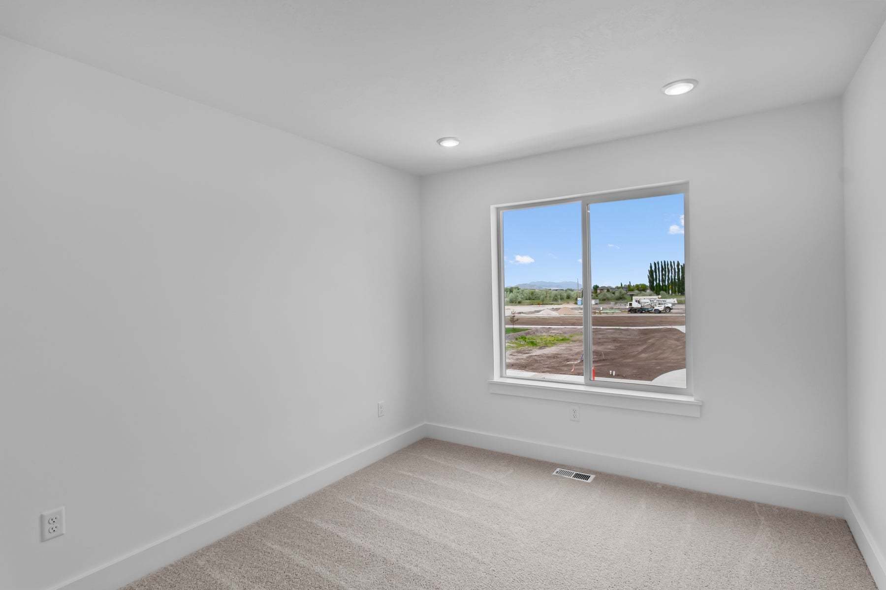 *Finished home photos are representational images only. See sales agent for details.