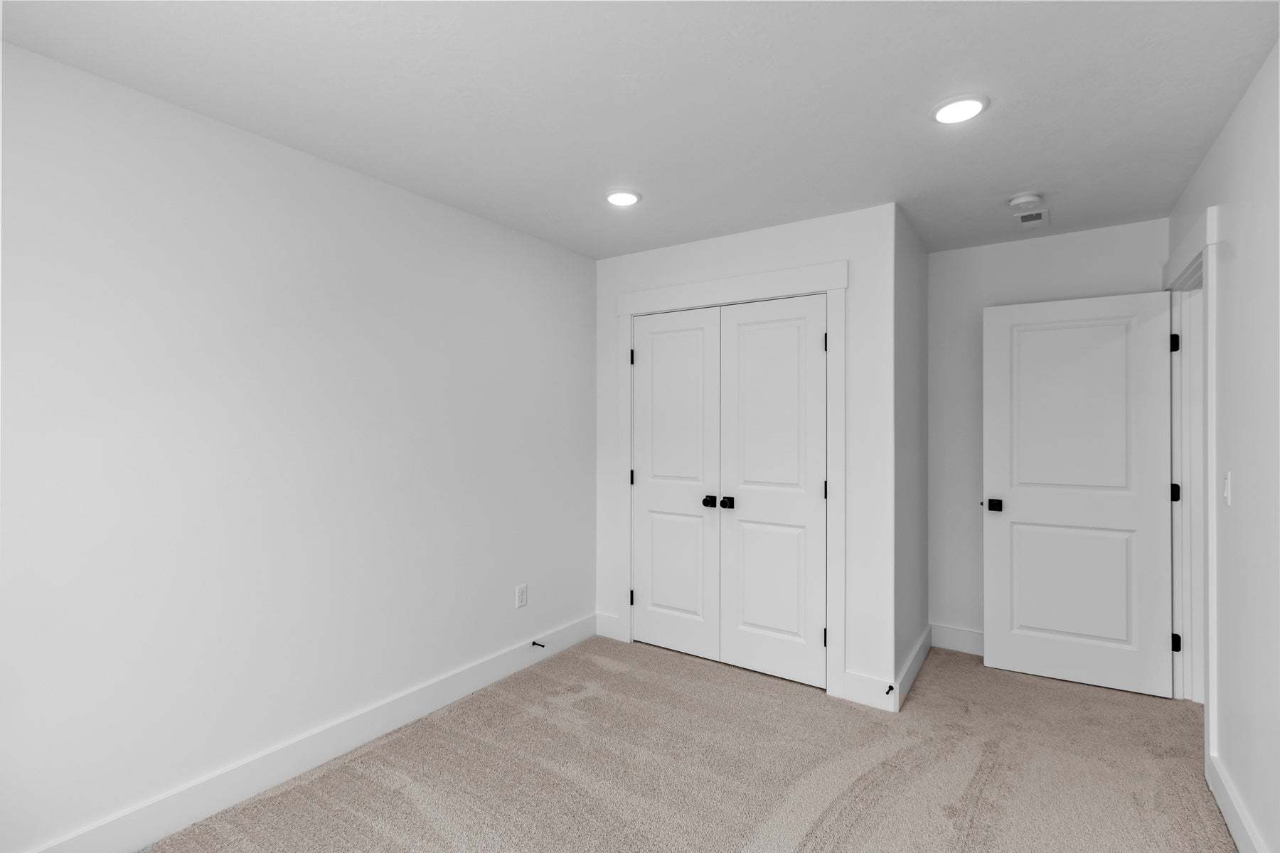 *Finished home photos are representational images only. See sales agent for details.