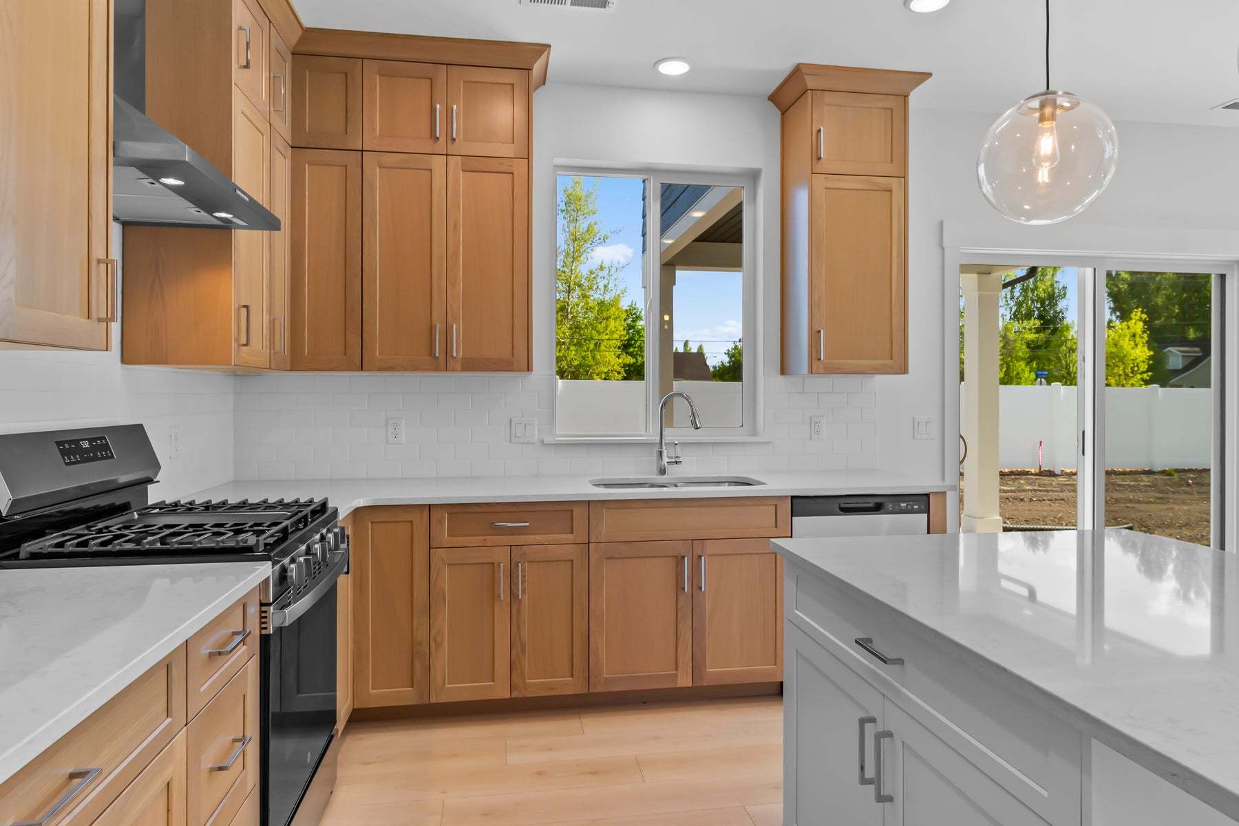 *Finished home photos are representational images only. See sales agent for details.
