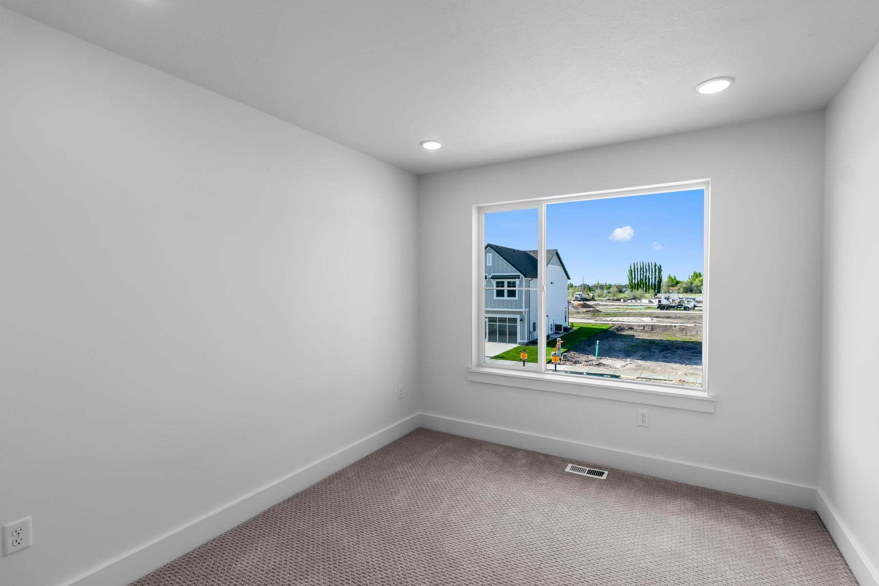 *Finished home photos are representational images only. See sales agent for details.