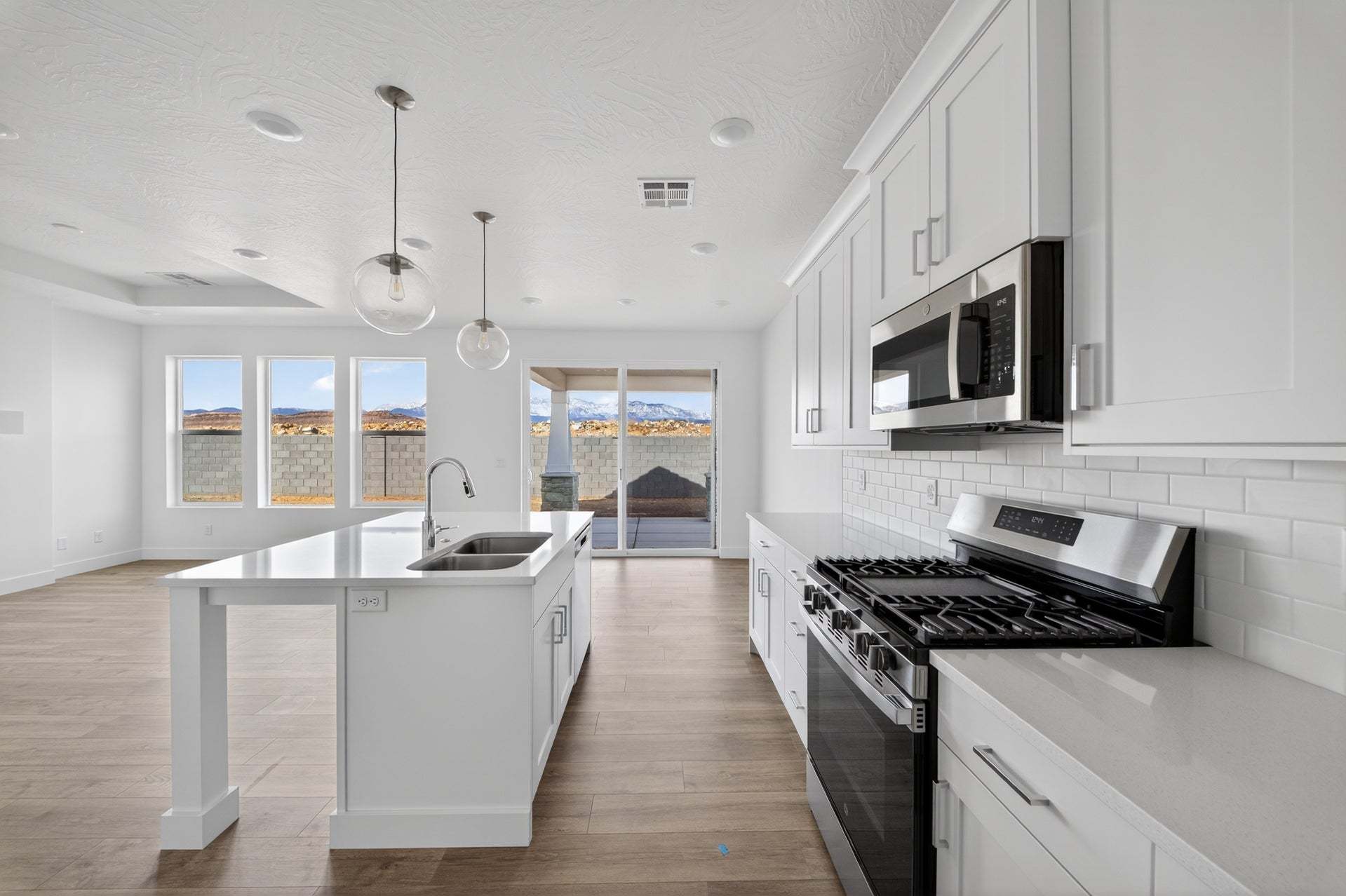 MOVE IN READY! Come see this home today!