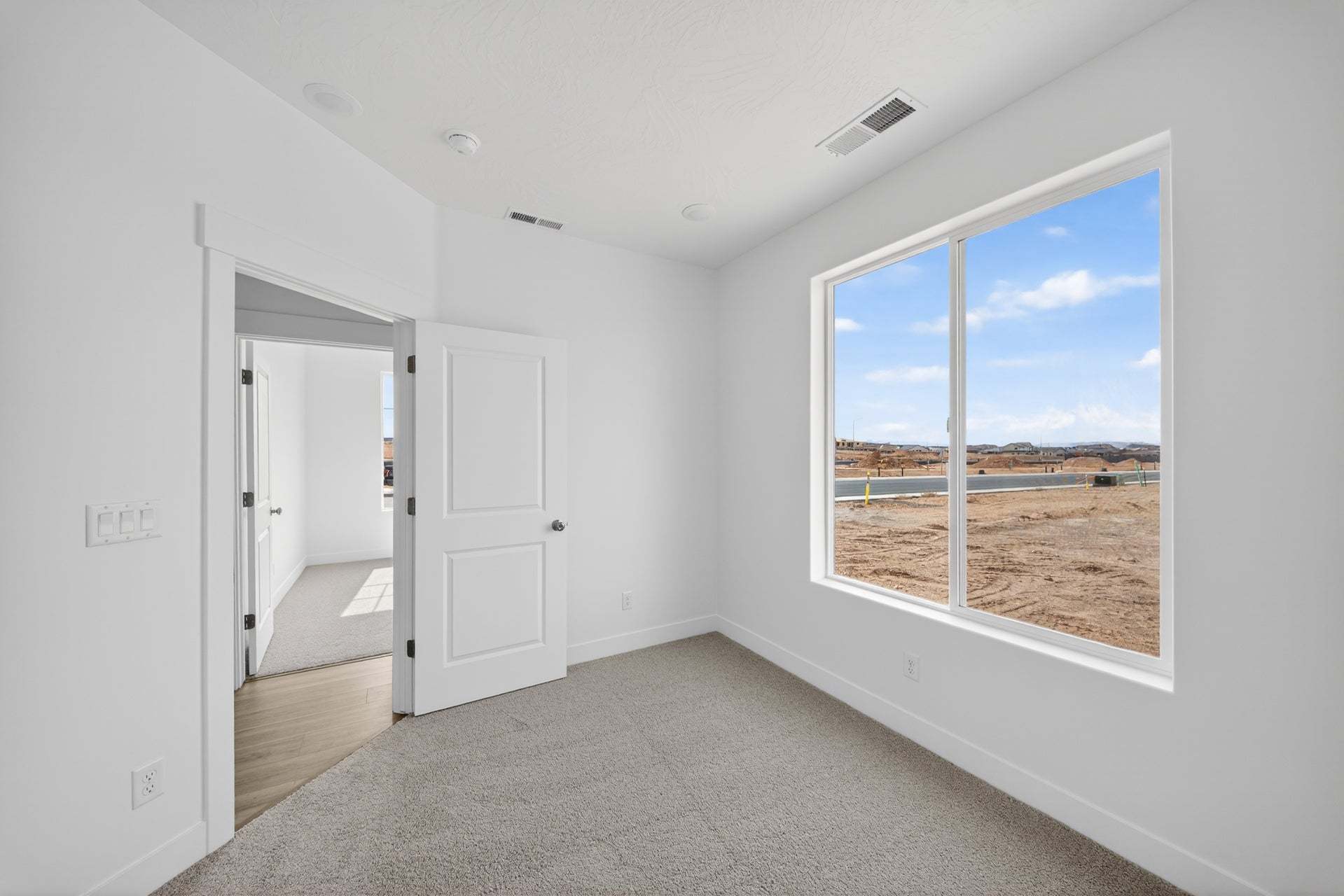 MOVE IN READY! Come see this home today!