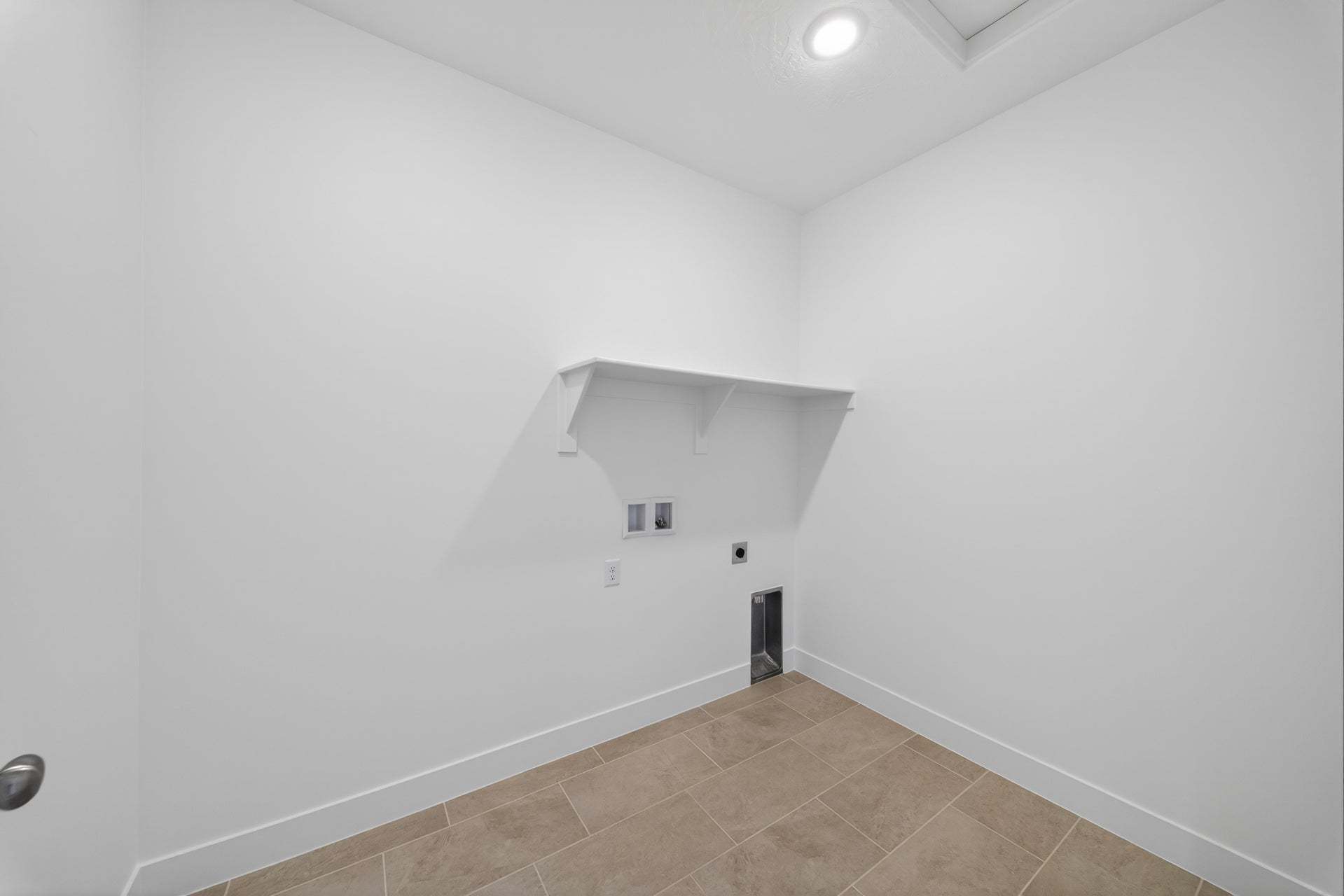 MOVE IN READY! Come see this home today!