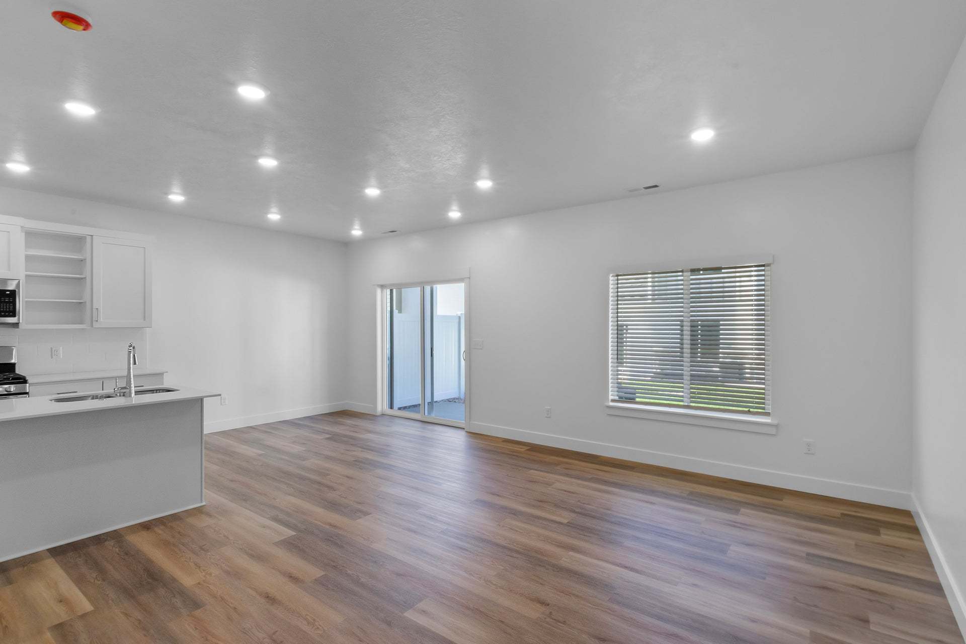 *Finished home photos are representational images only. See sales agent for details.