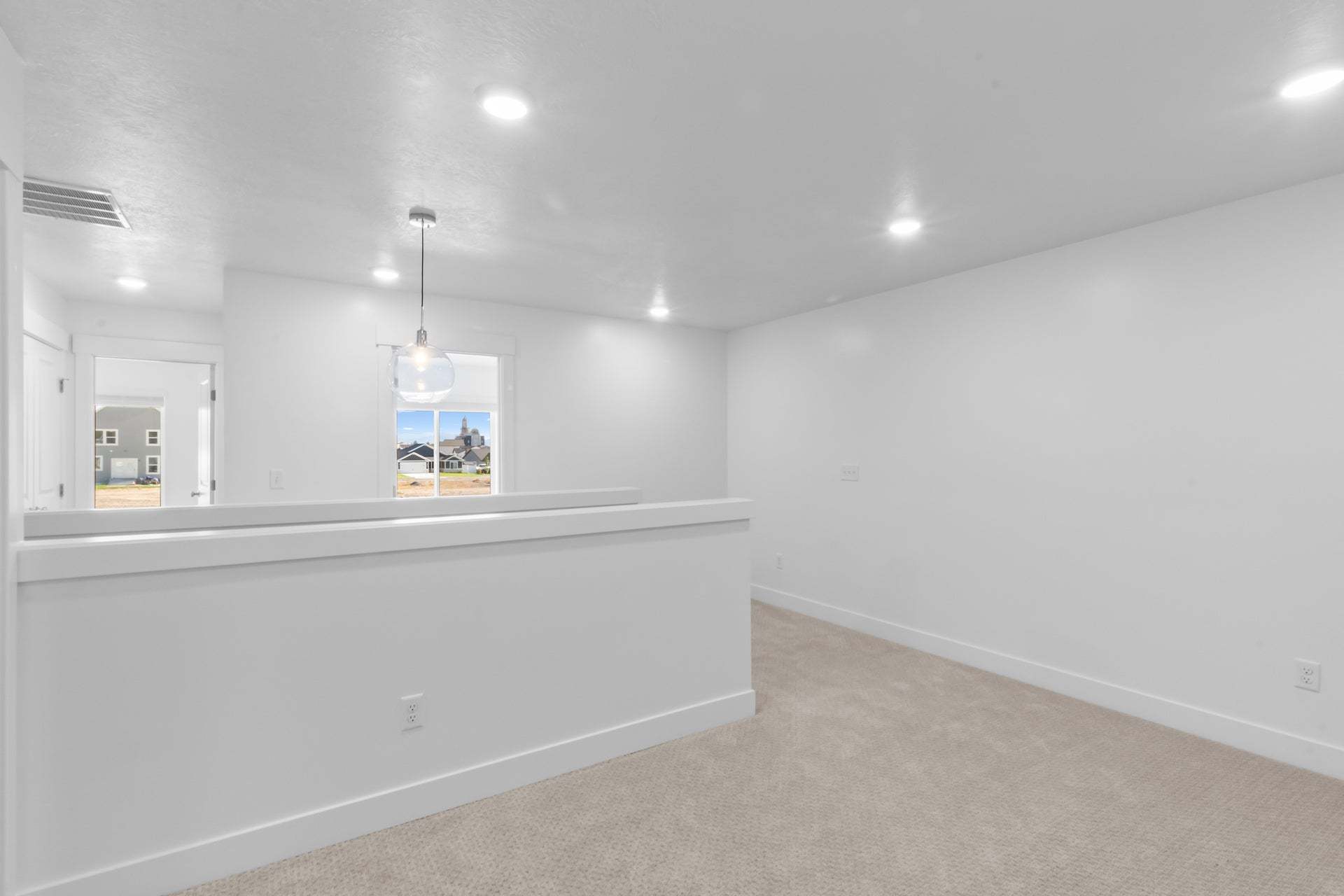 *Finished home photos are representational images only. See sales agent for details.