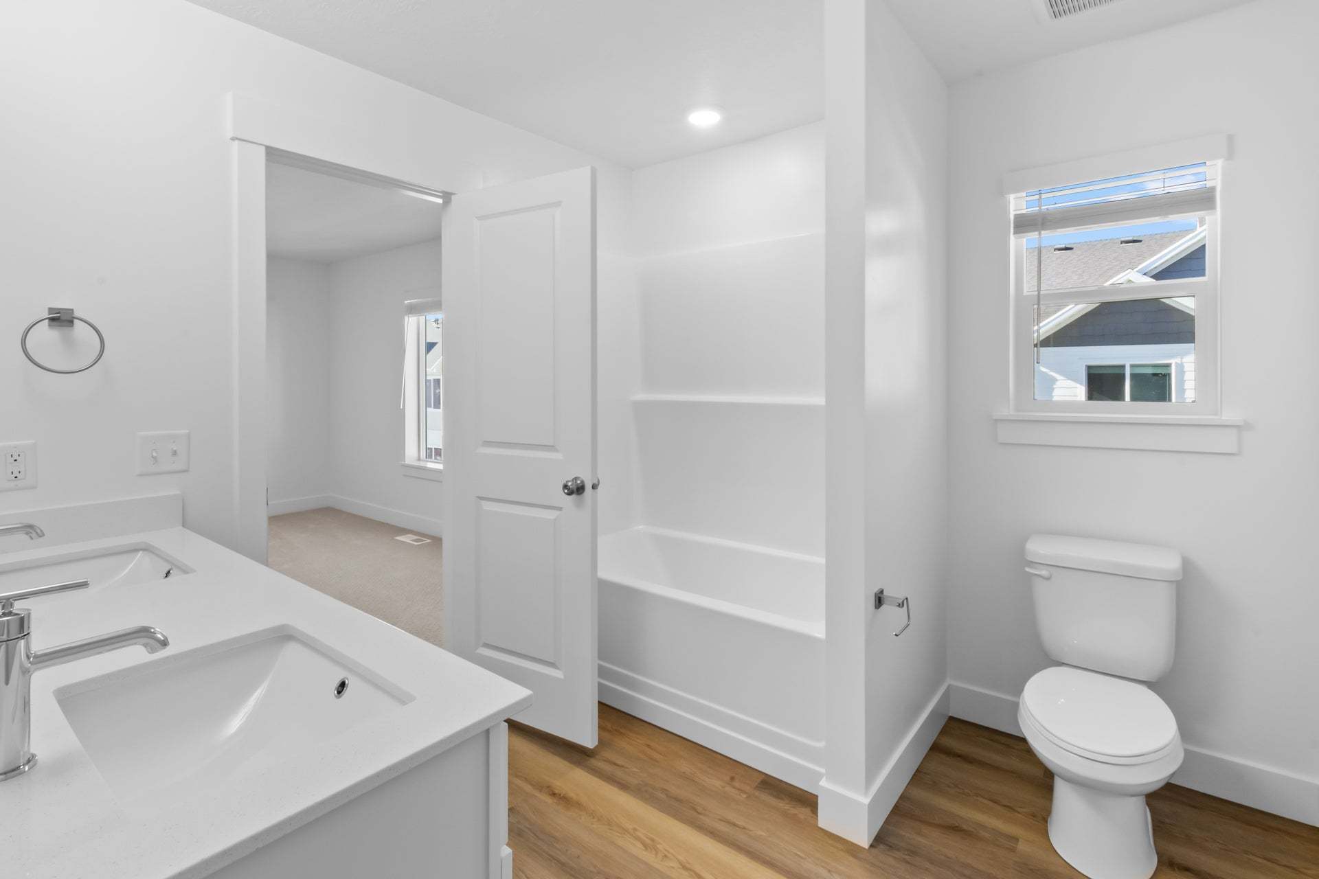 *Finished home photos are representational images only. See sales agent for details.