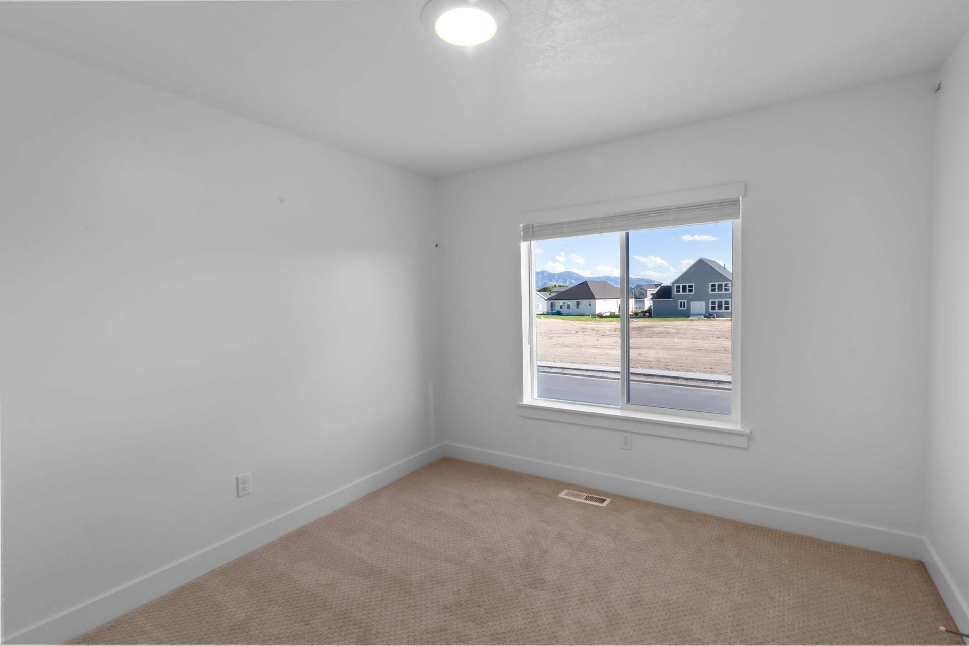 *Finished home photos are representational images only. See sales agent for details.