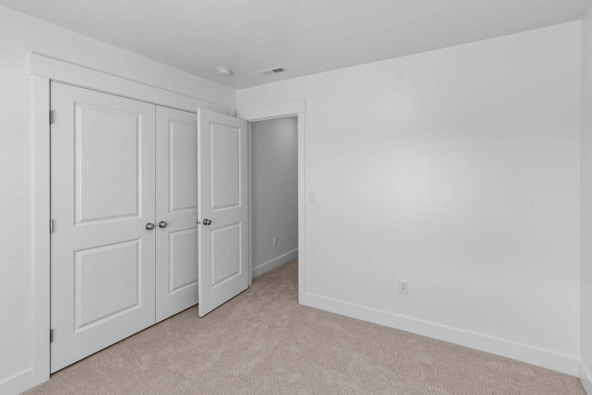 *Finished home photos are representational images only. See sales agent for details.