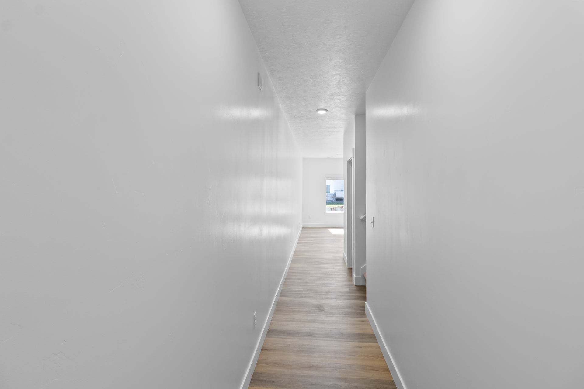 *Finished home photos are representational images only. See sales agent for details.