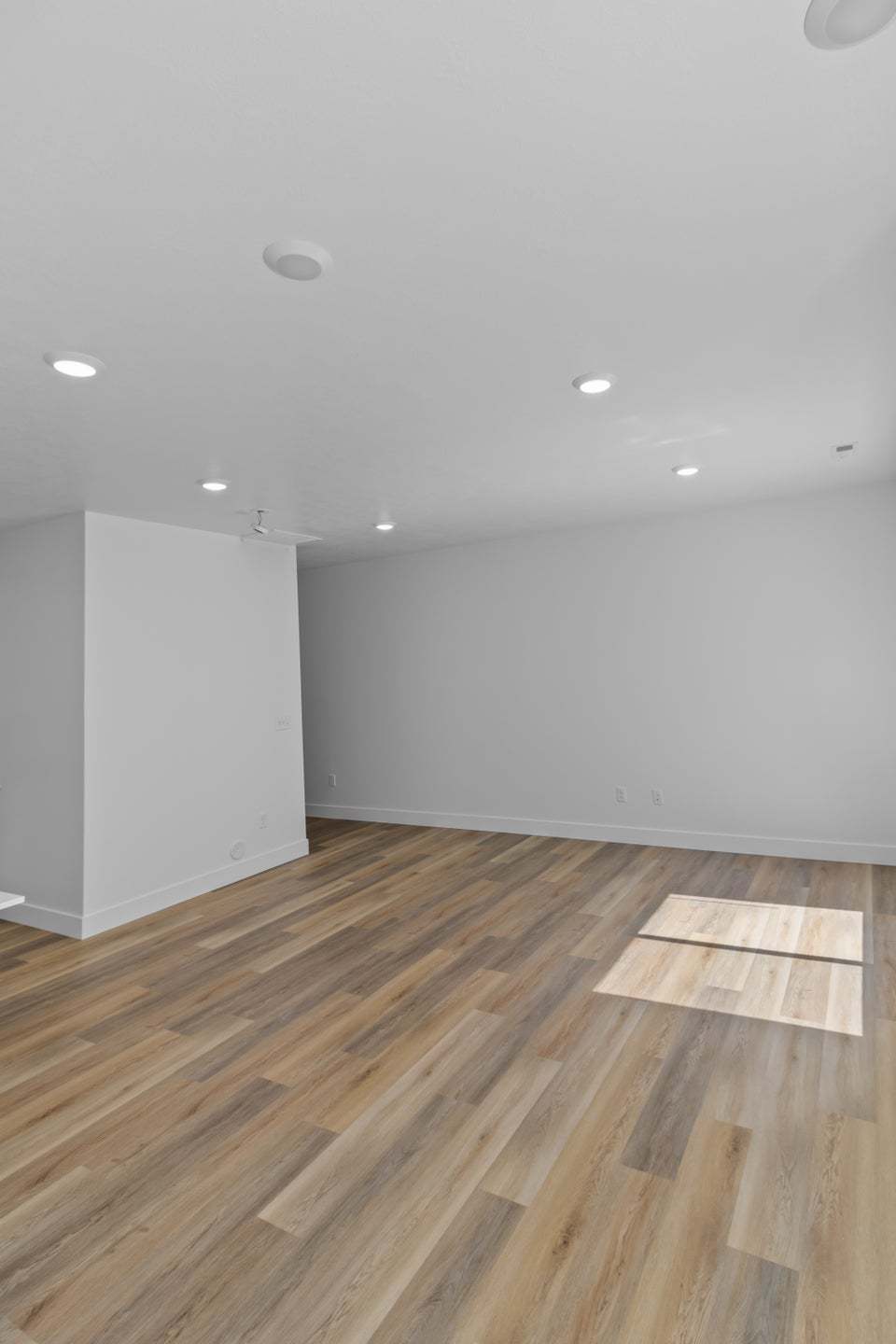 *Finished home photos are representational images only. See sales agent for details.