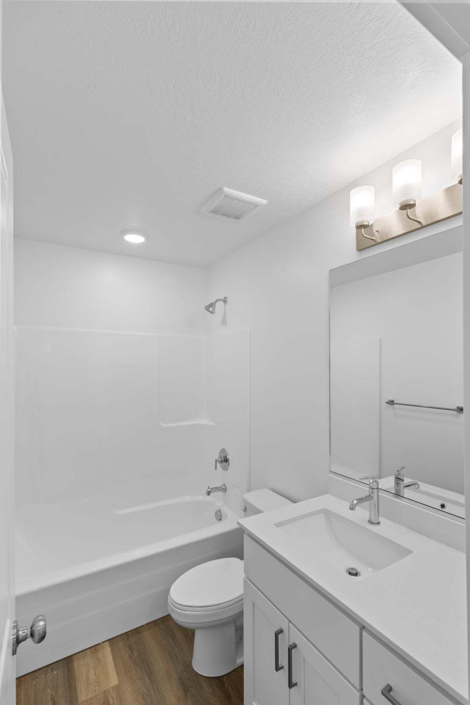 *Finished home photos are representational images only. See sales agent for details.