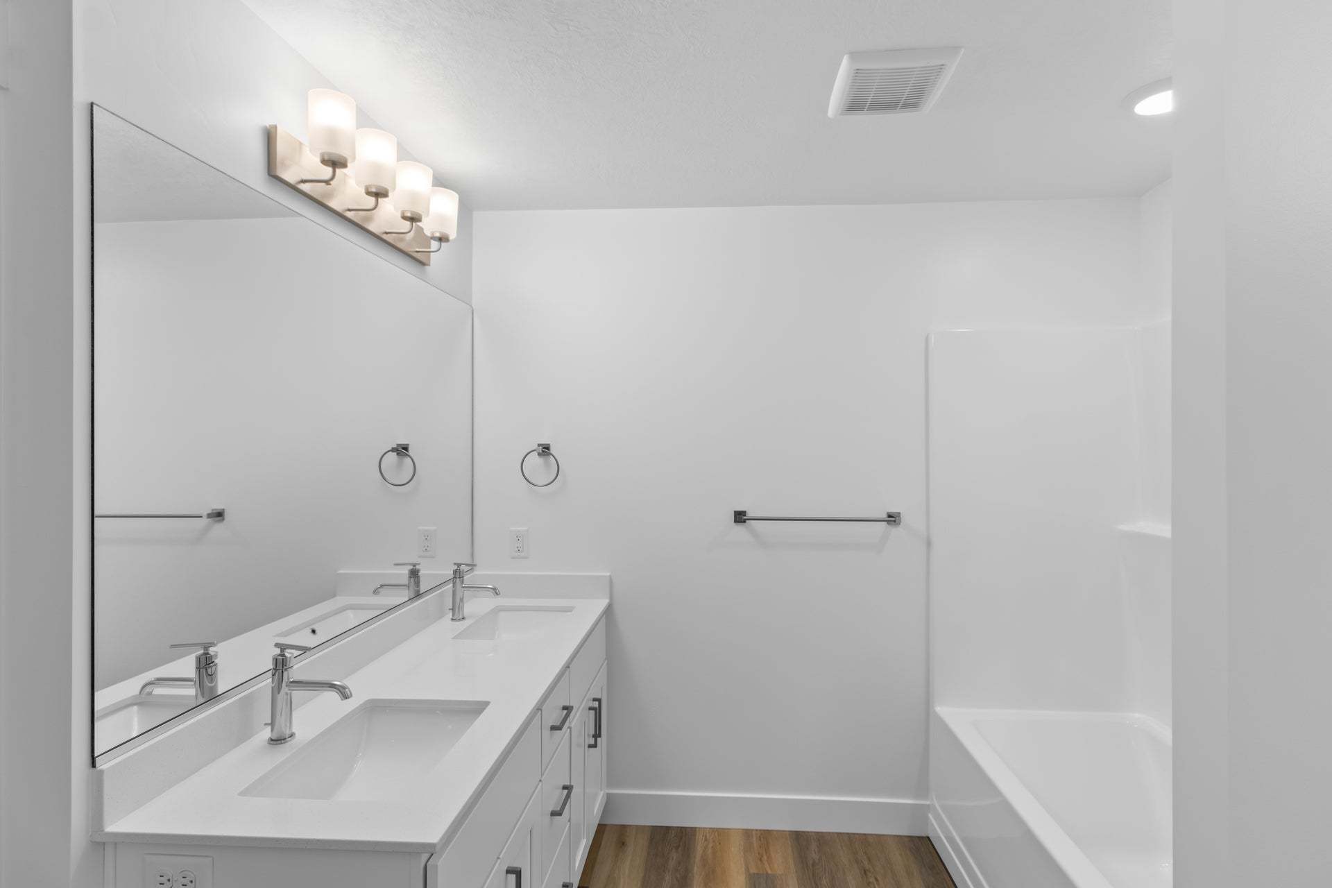 *Finished home photos are representational images only. See sales agent for details.