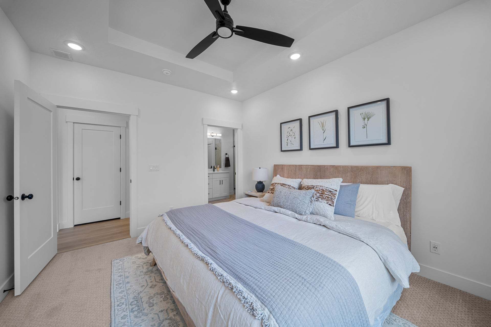 *Finished home photos are representational images only. See sales agent for details.