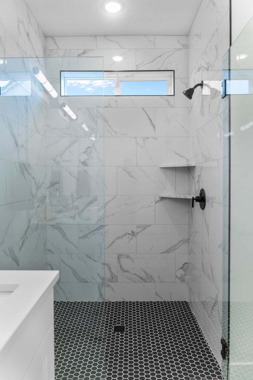 *Finished home photos are representational images only. See sales agent for details.