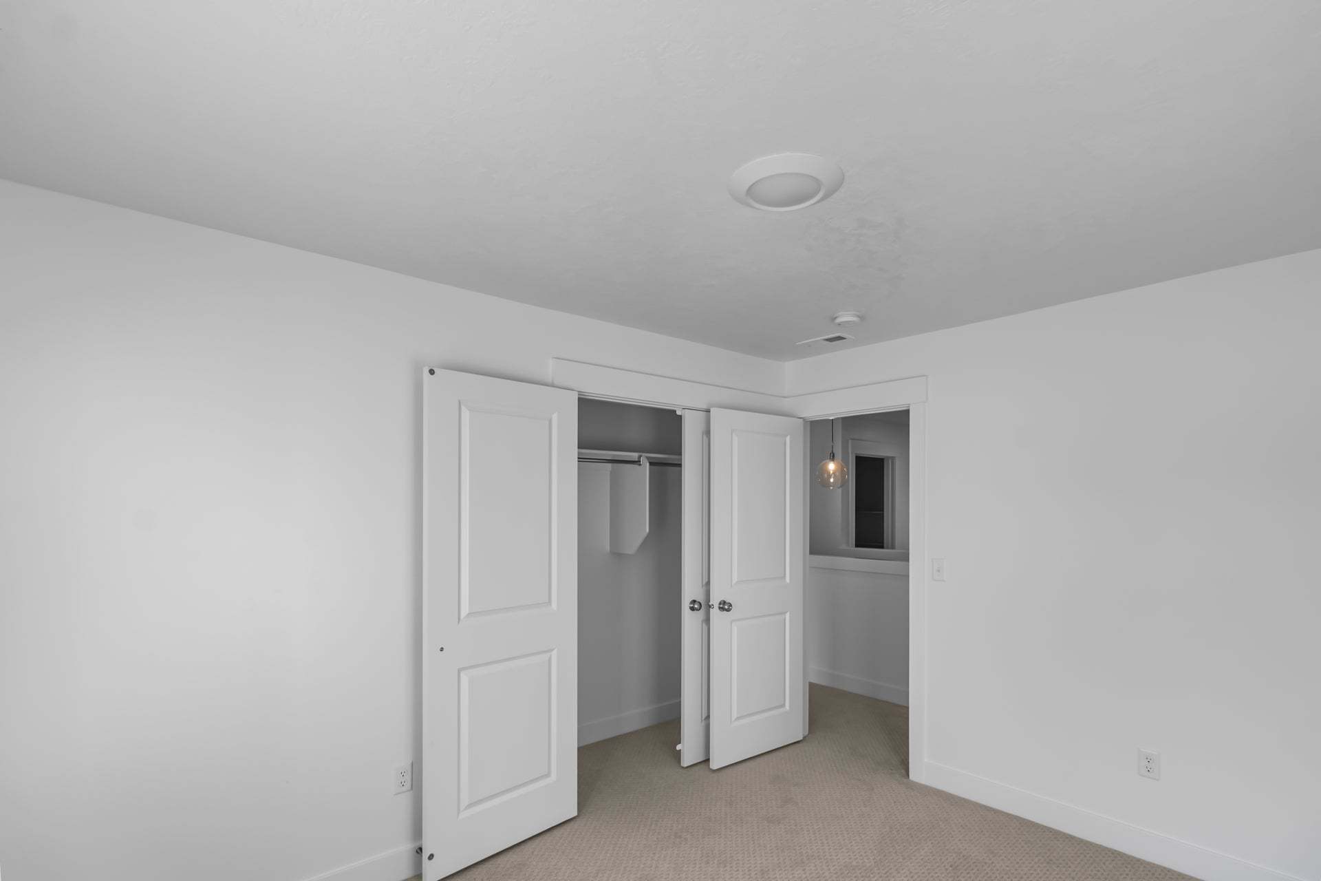 *Finished home photos are representational images only. See sales agent for details.