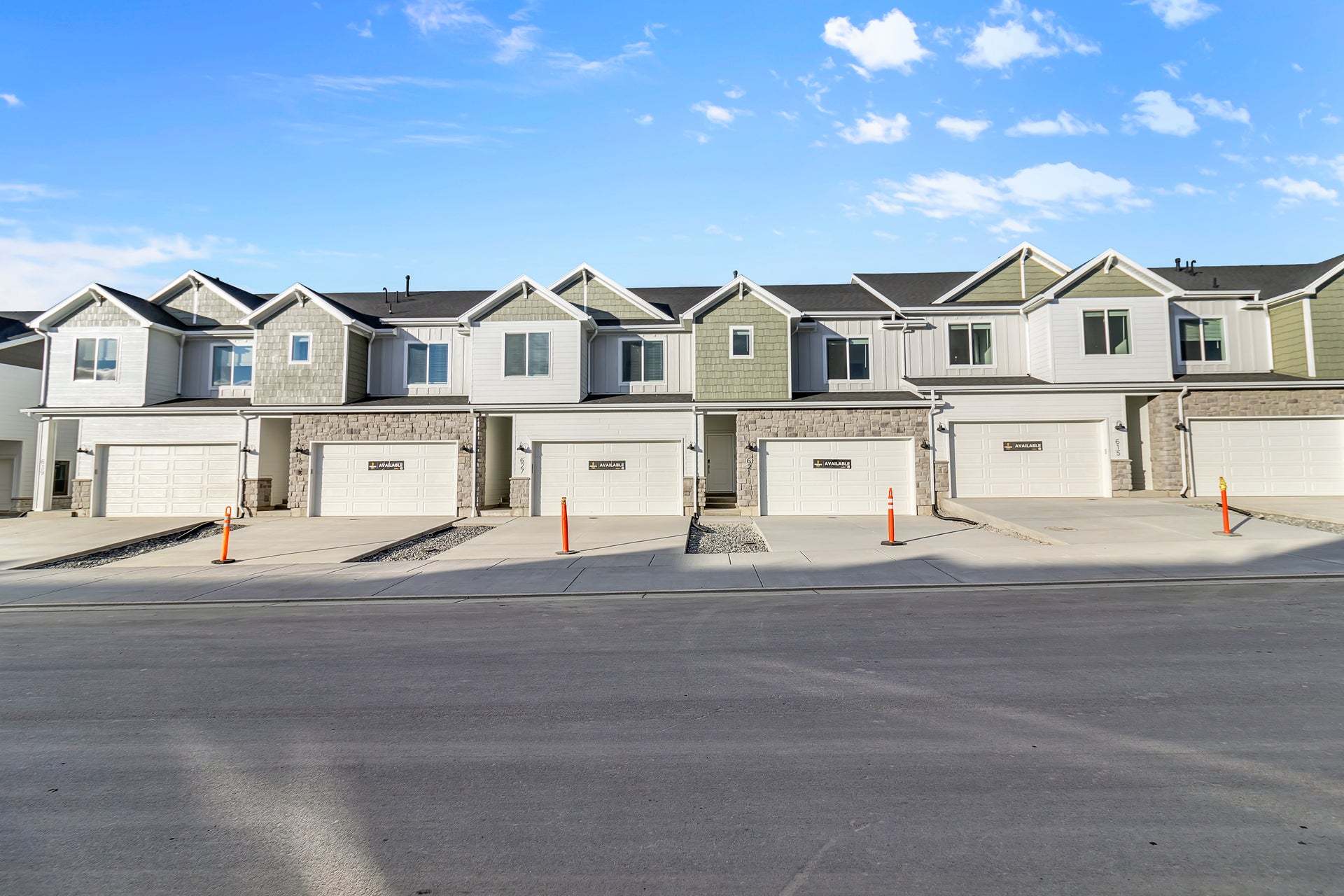 *Finished home photos are representational images only. See sales agent for details.