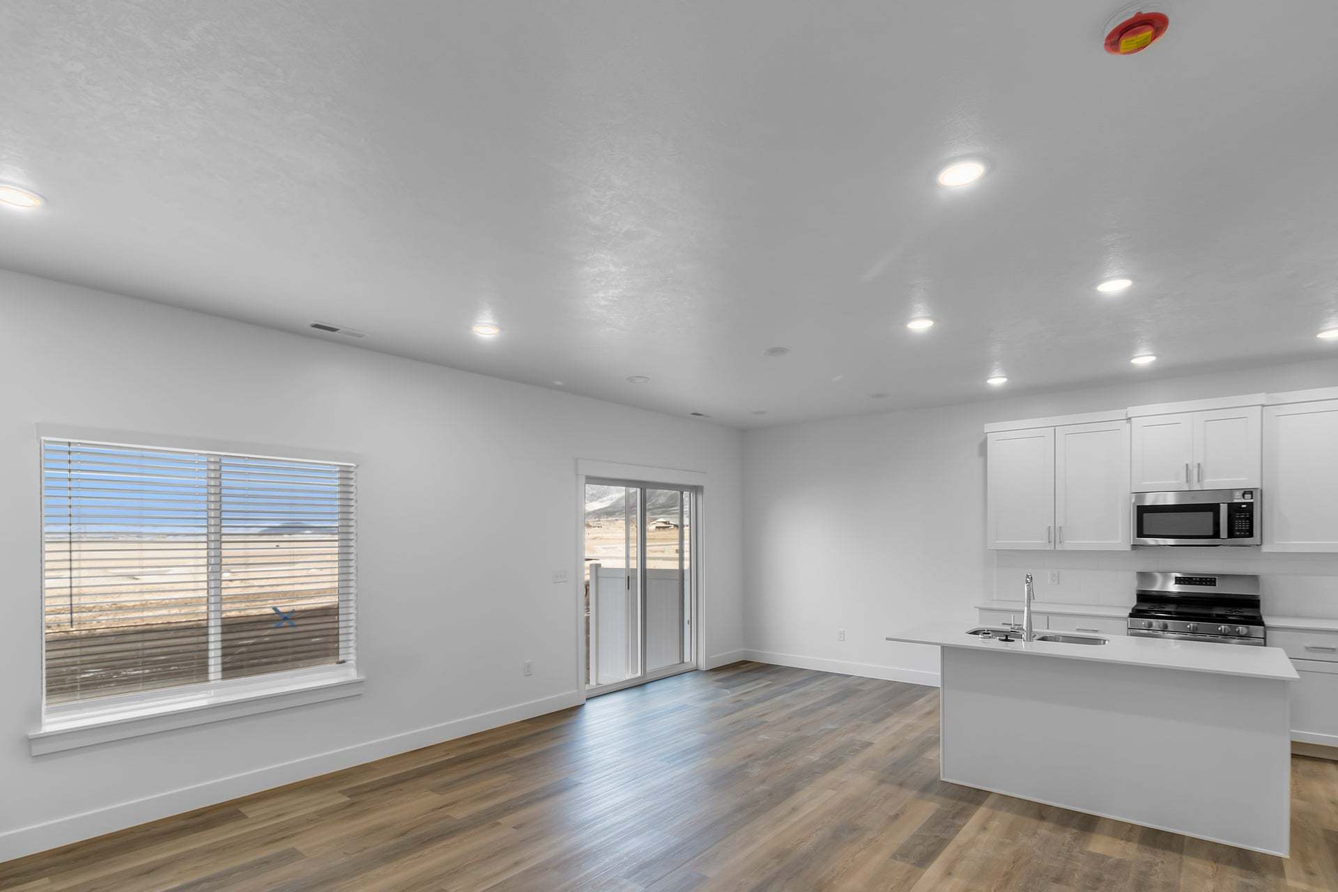 *Finished home photos are representational images only. See sales agent for details.
