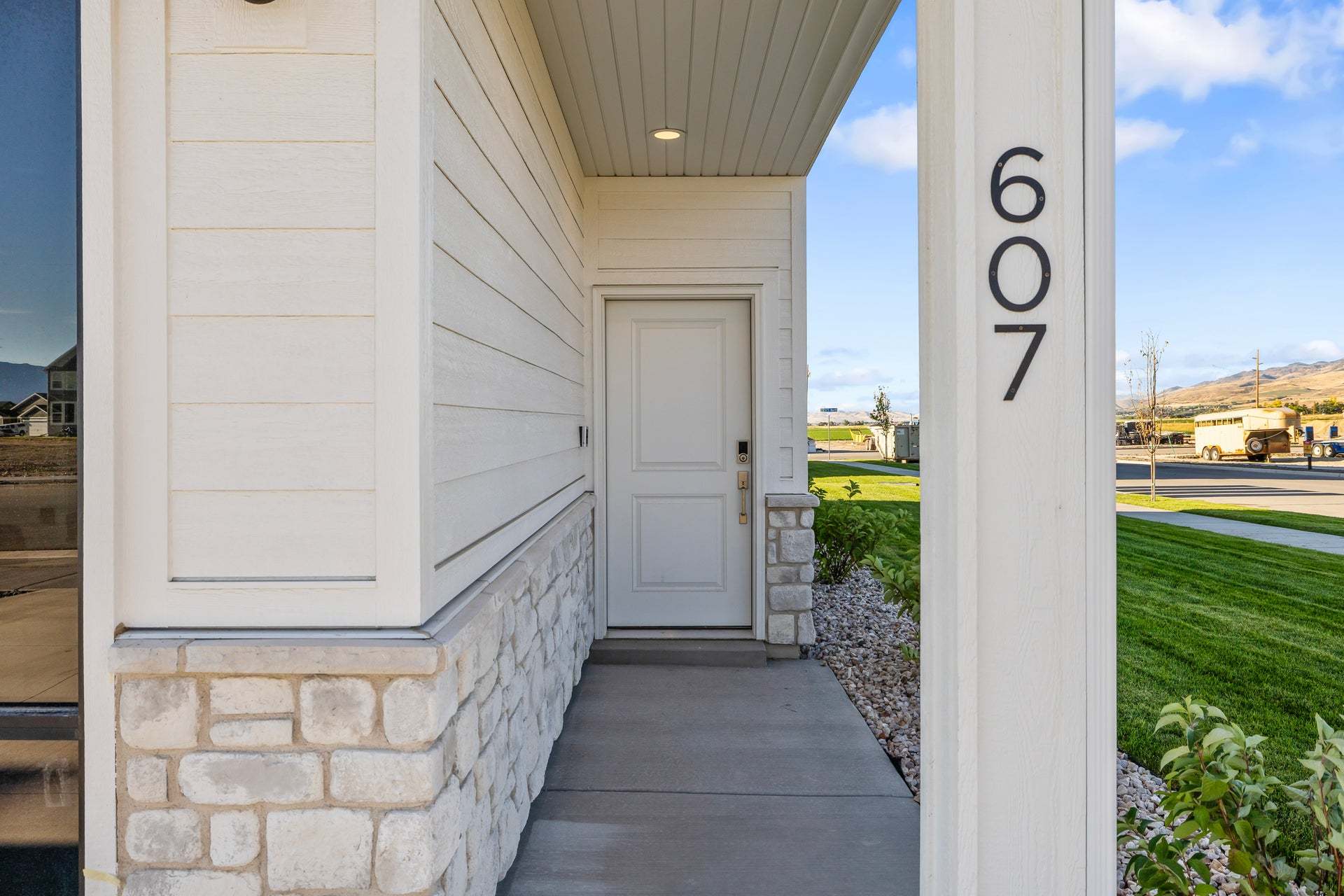 PREVIOUS BUILD *Finished home photos are representational images only. See sales agent for details.