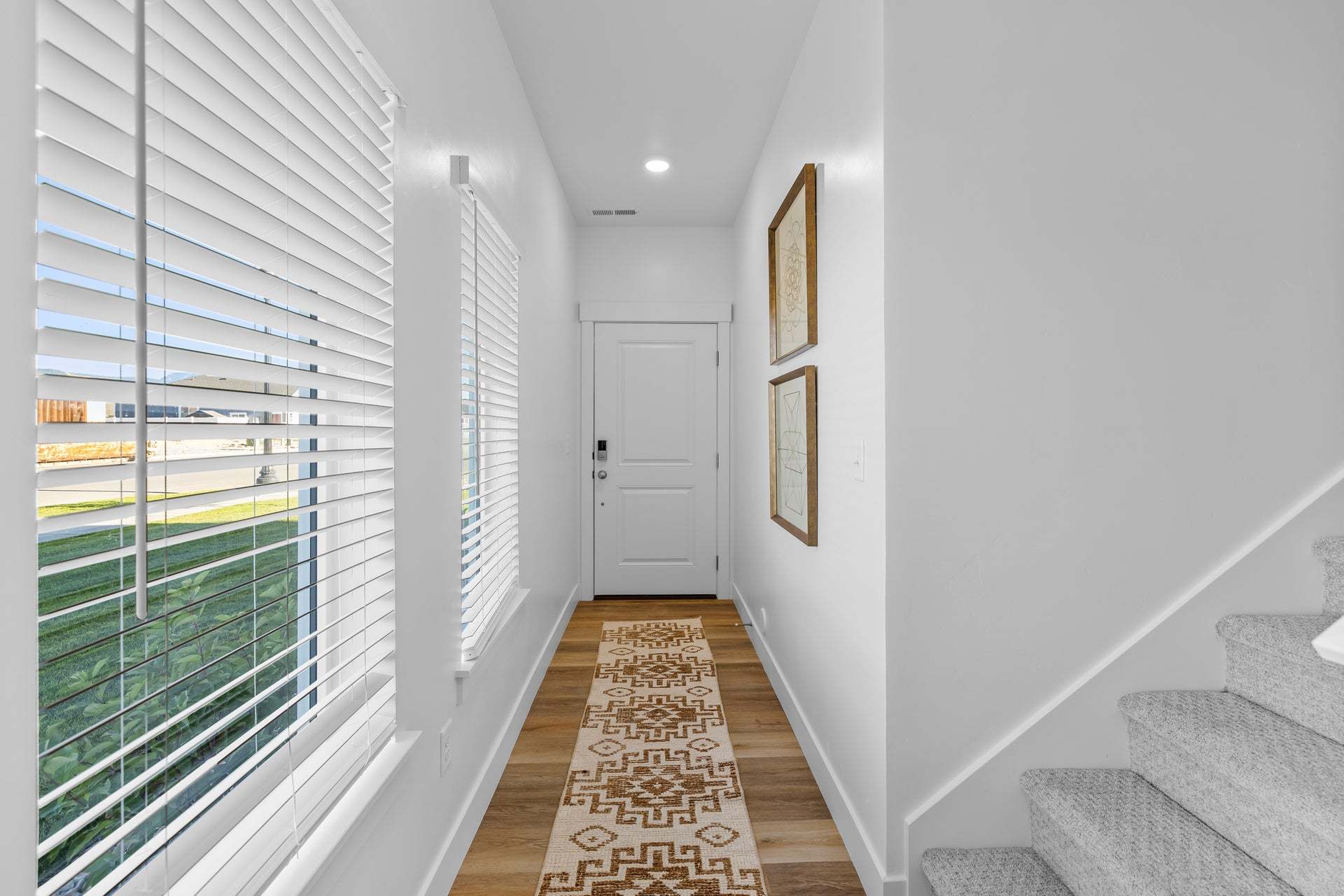 PREVIOUS BUILD *Finished home photos are representational images only. See sales agent for details.