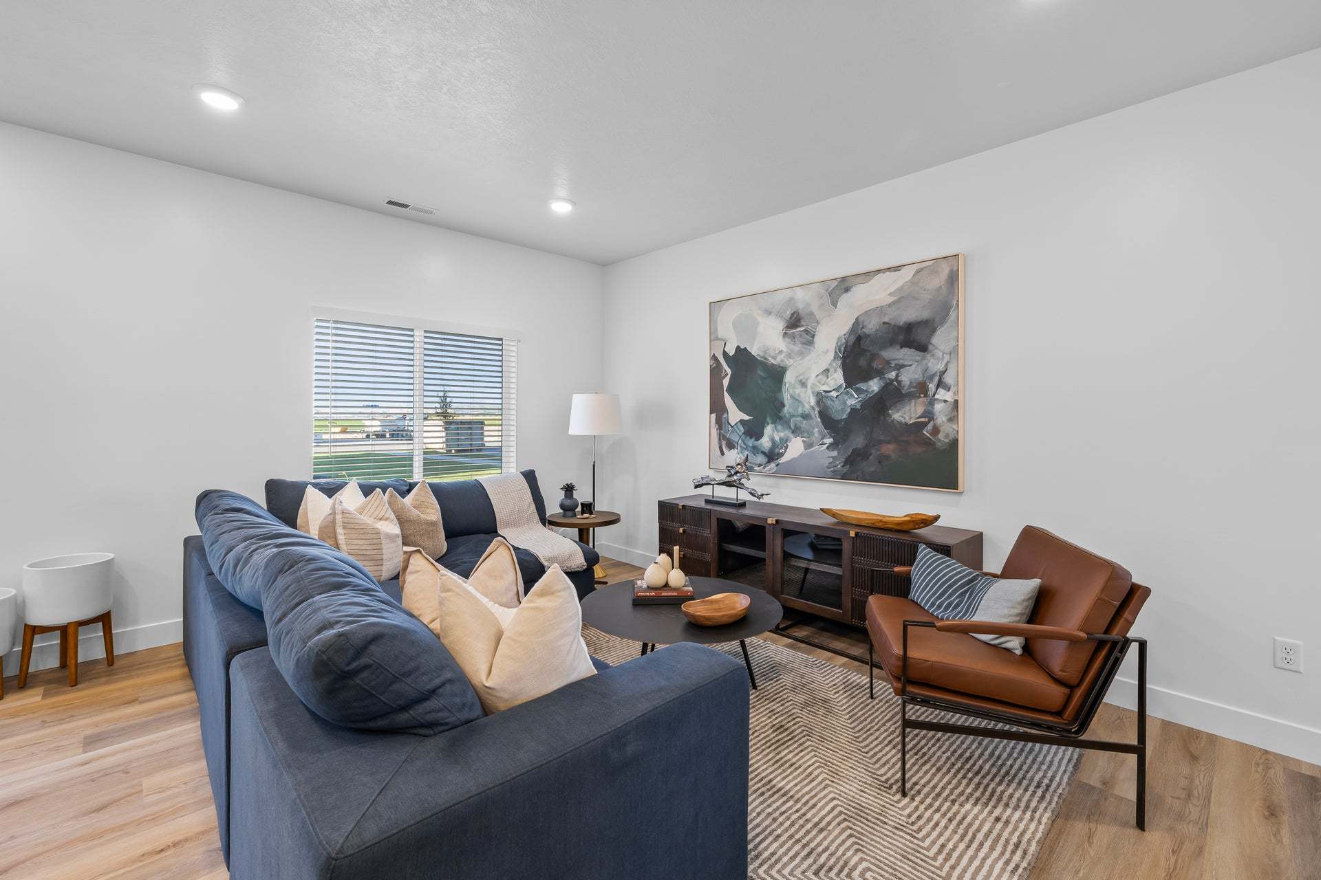 PREVIOUS BUILD *Finished home photos are representational images only. See sales agent for details.