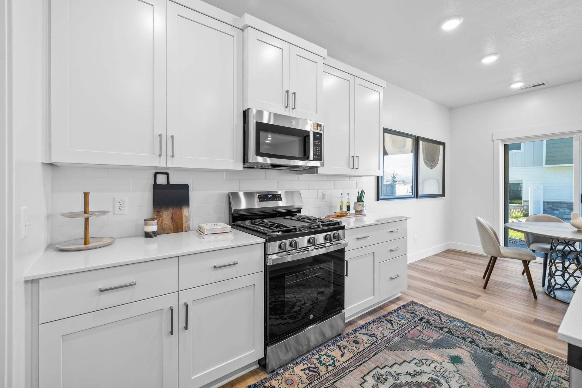 PREVIOUS BUILD *Finished home photos are representational images only. See sales agent for details.