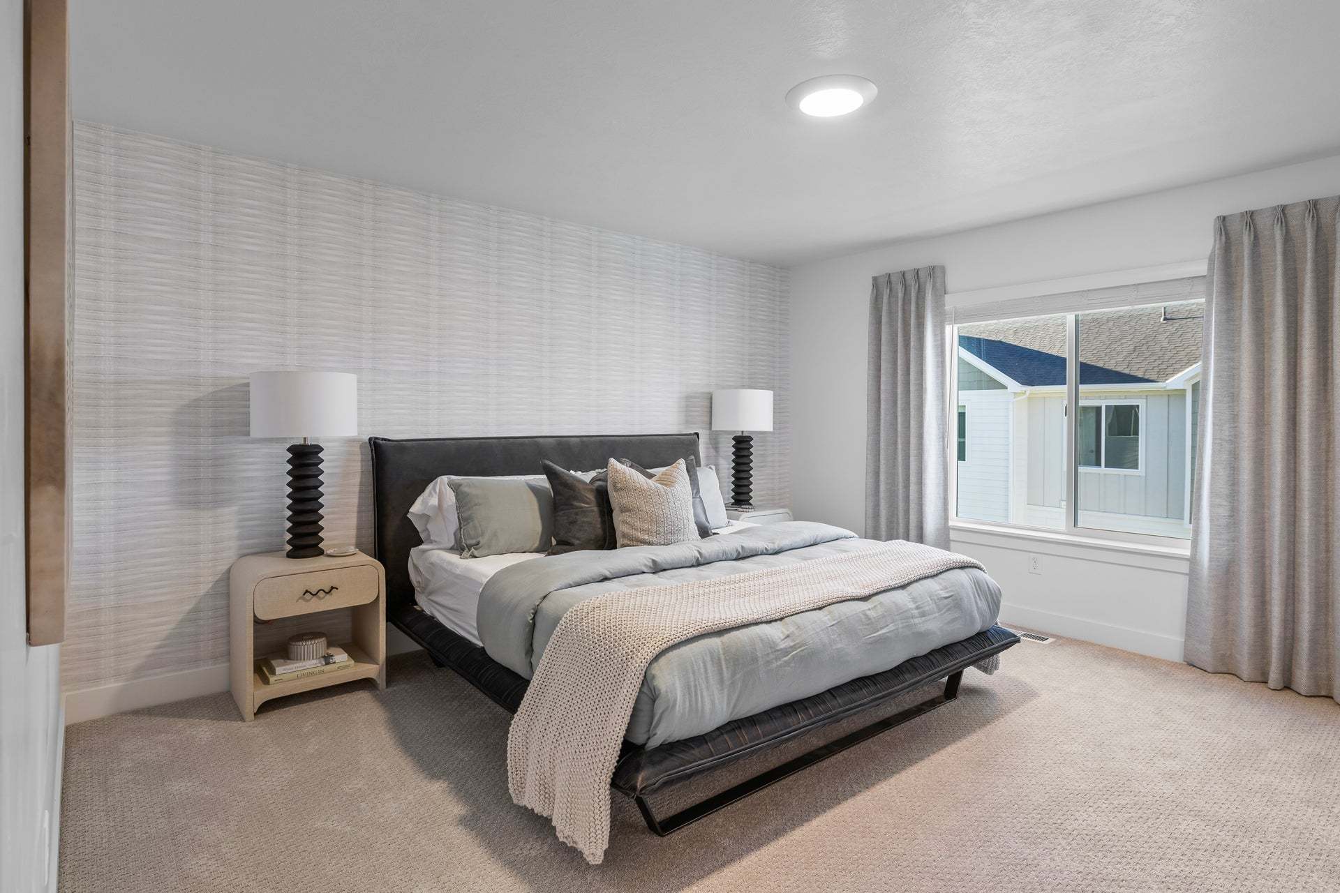 PREVIOUS BUILD *Finished home photos are representational images only. See sales agent for details.