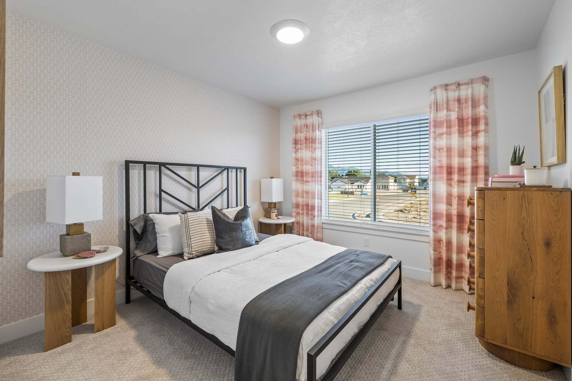 PREVIOUS BUILD *Finished home photos are representational images only. See sales agent for details.