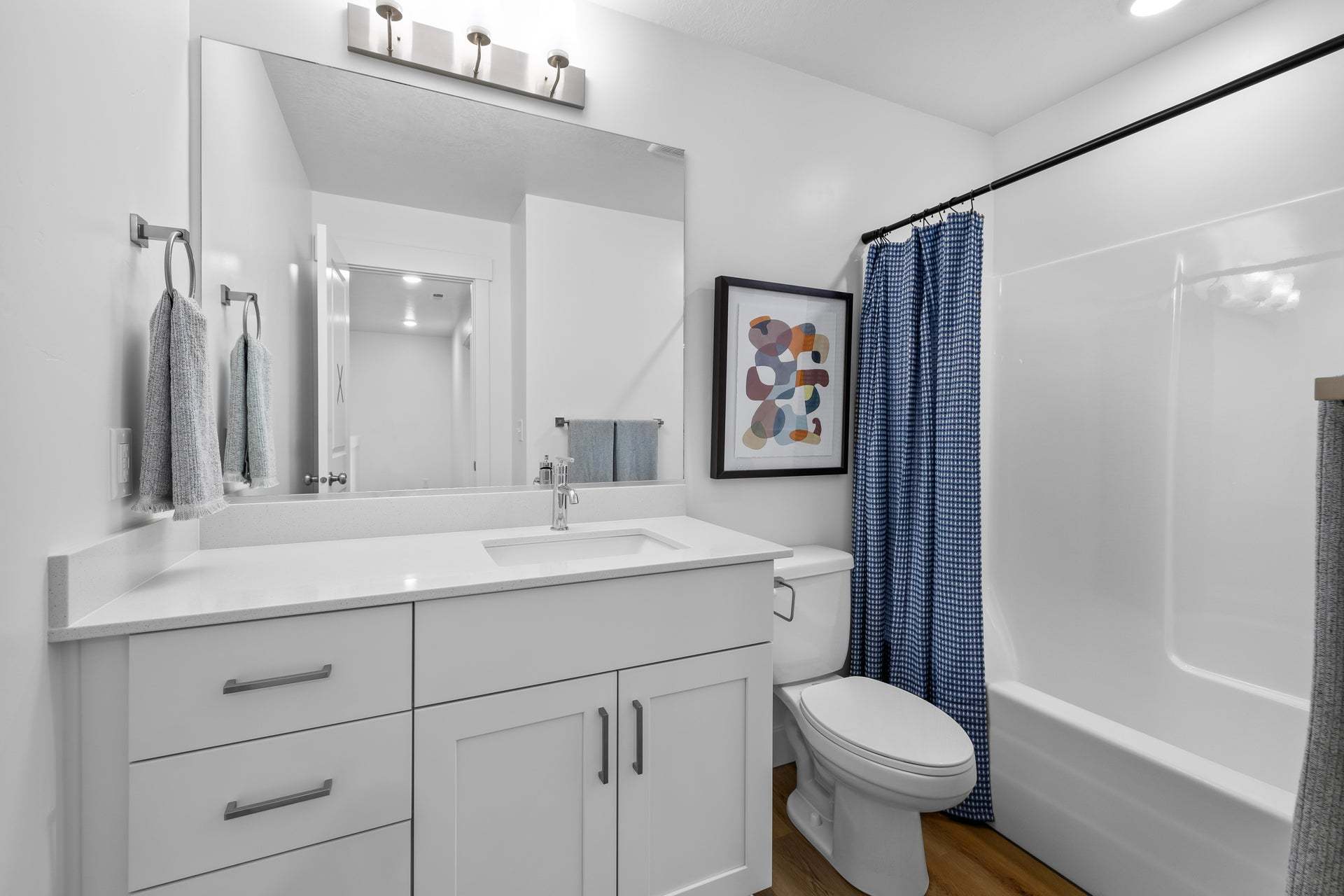 PREVIOUS BUILD *Finished home photos are representational images only. See sales agent for details.