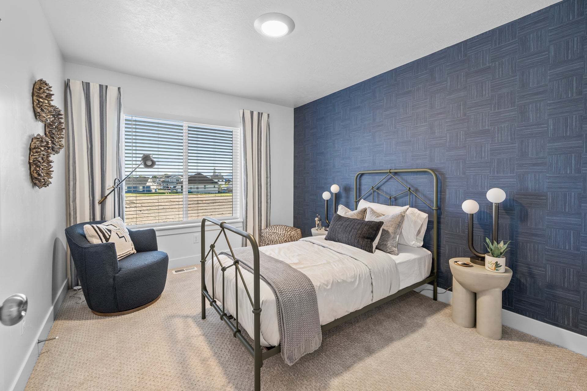 PREVIOUS BUILD *Finished home photos are representational images only. See sales agent for details.