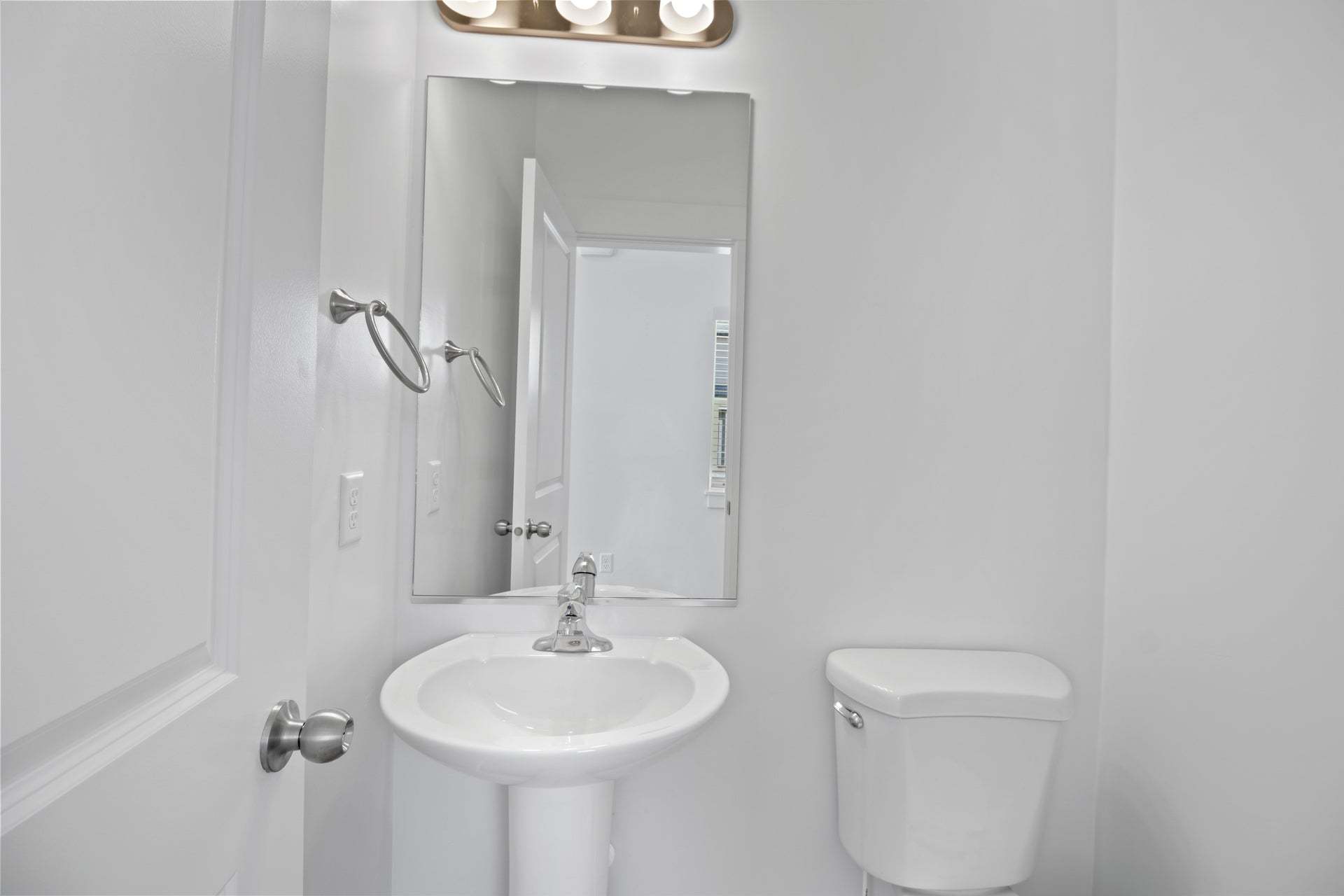 *Finished home photos are representational images only. See sales agent for details.