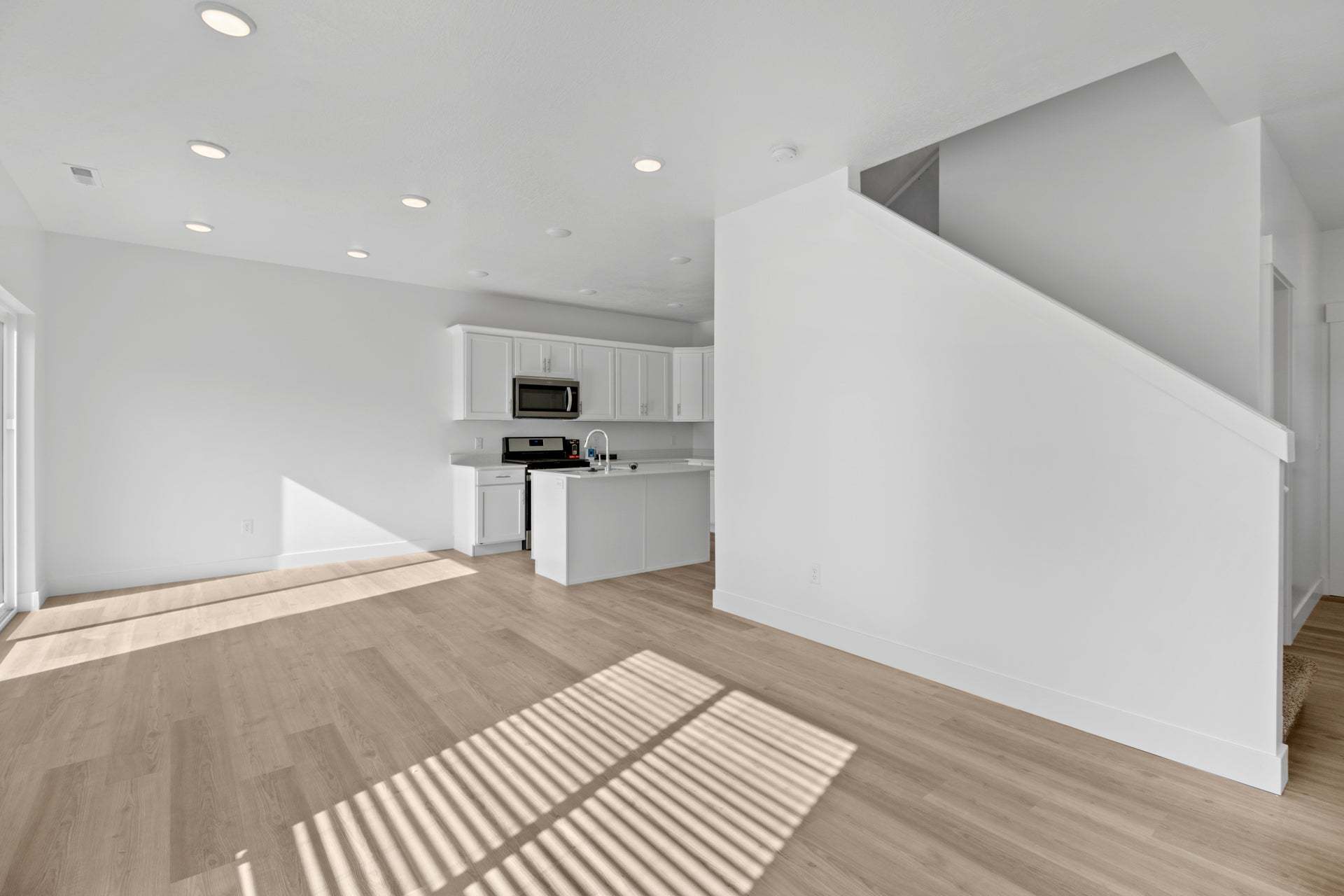 *Finished home photos are representational images only. See sales agent for details.