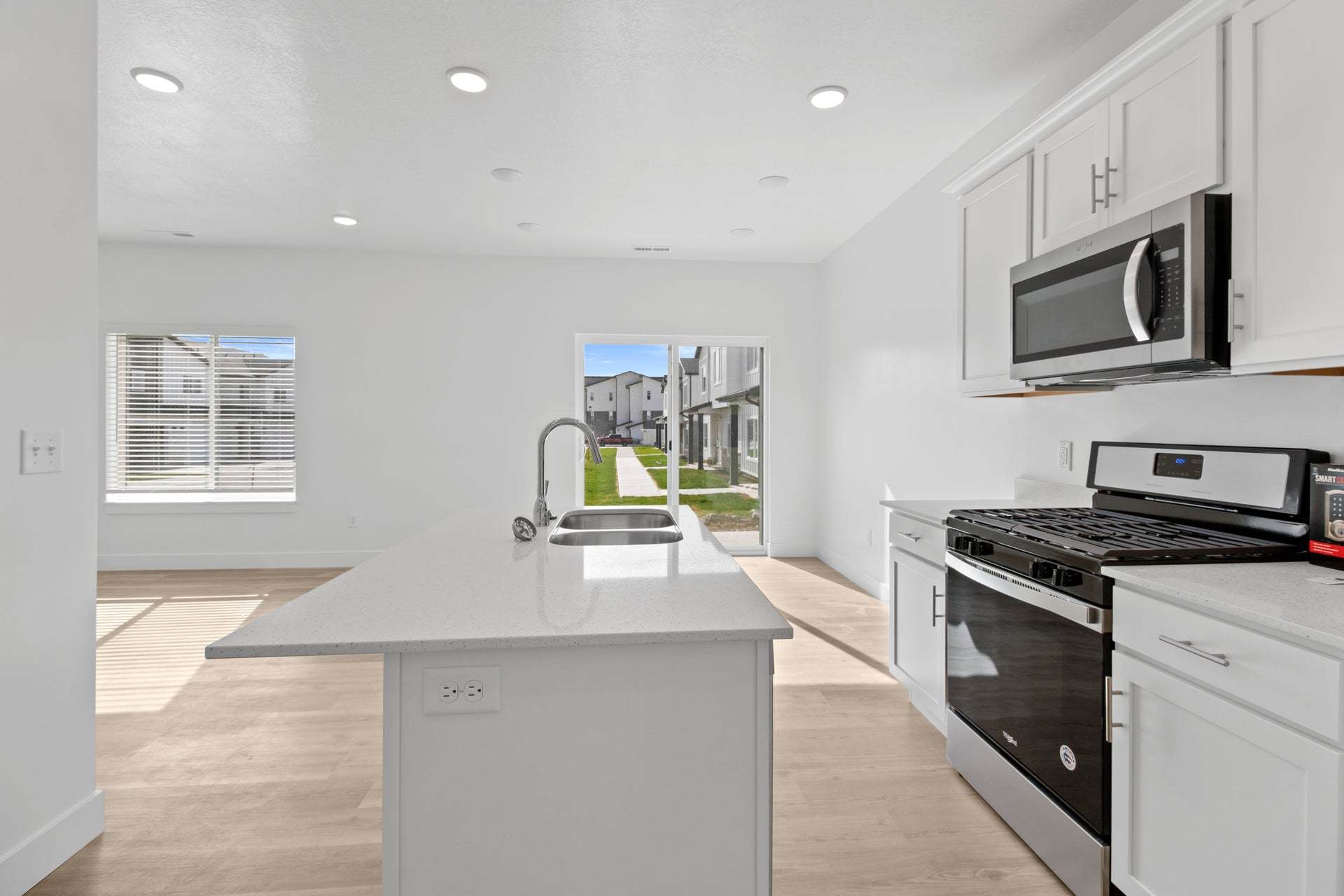 *Finished home photos are representational images only. See sales agent for details.