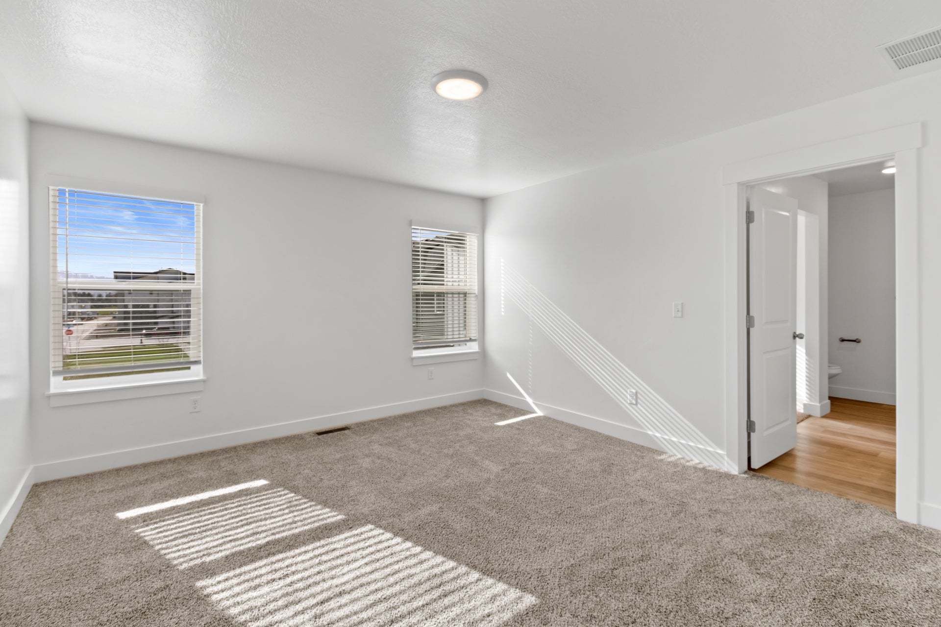 *Finished home photos are representational images only. See sales agent for details.