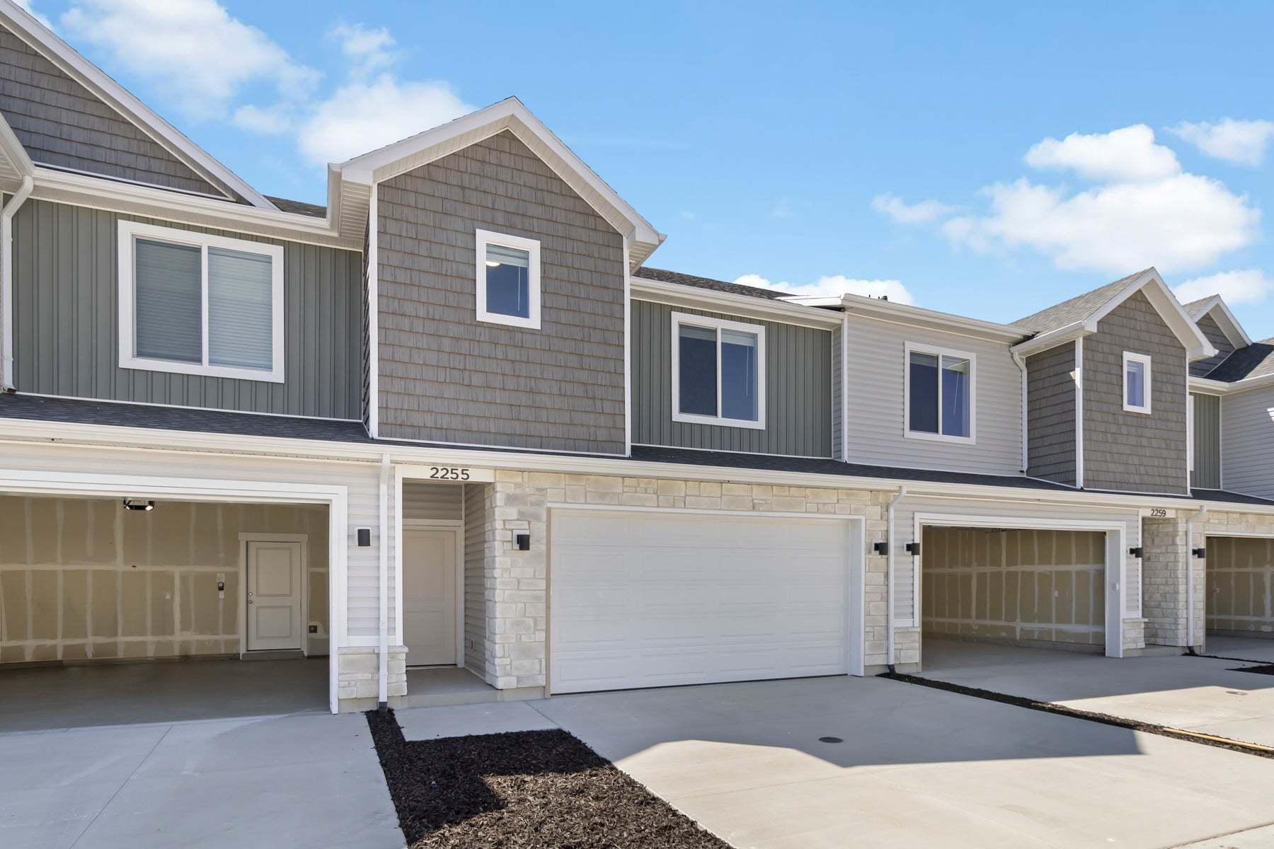 Pine - Legends Crossing - Farr West (Townhomes): Farr West, Utah - Visionary Homes