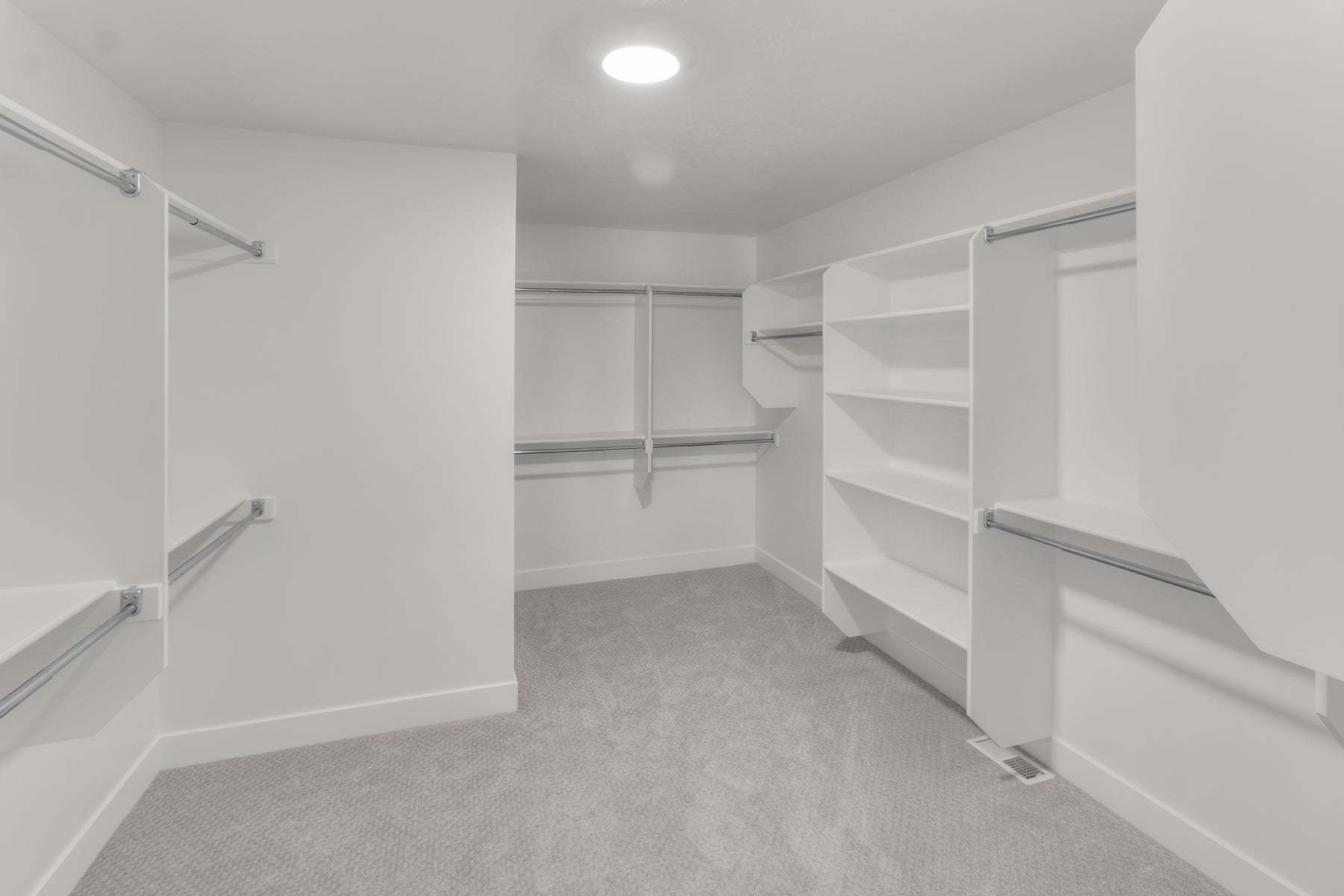 *Photos are representational images only. See sales agent for details.