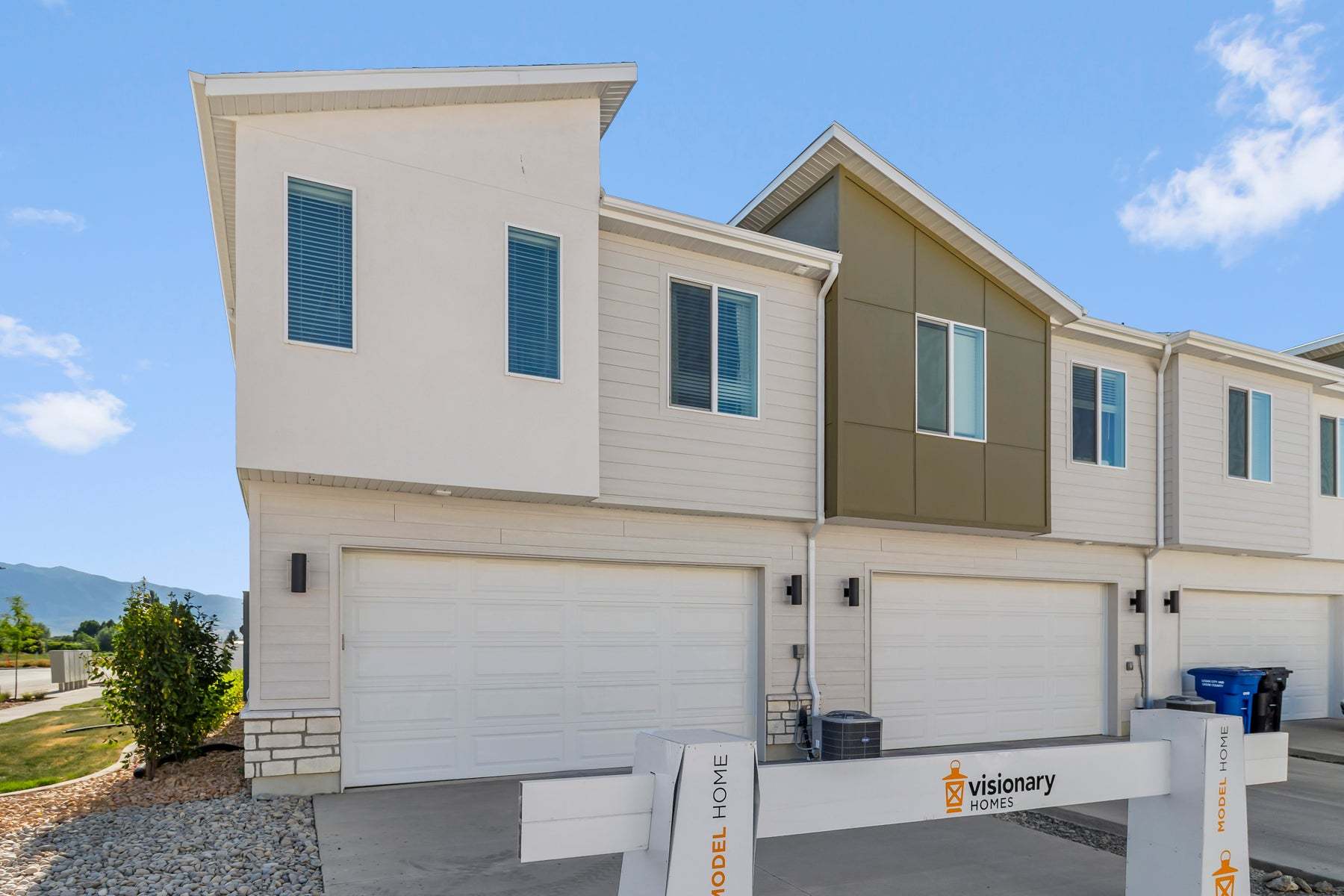 *Finished home photos are representational images only. See sales agent for details.