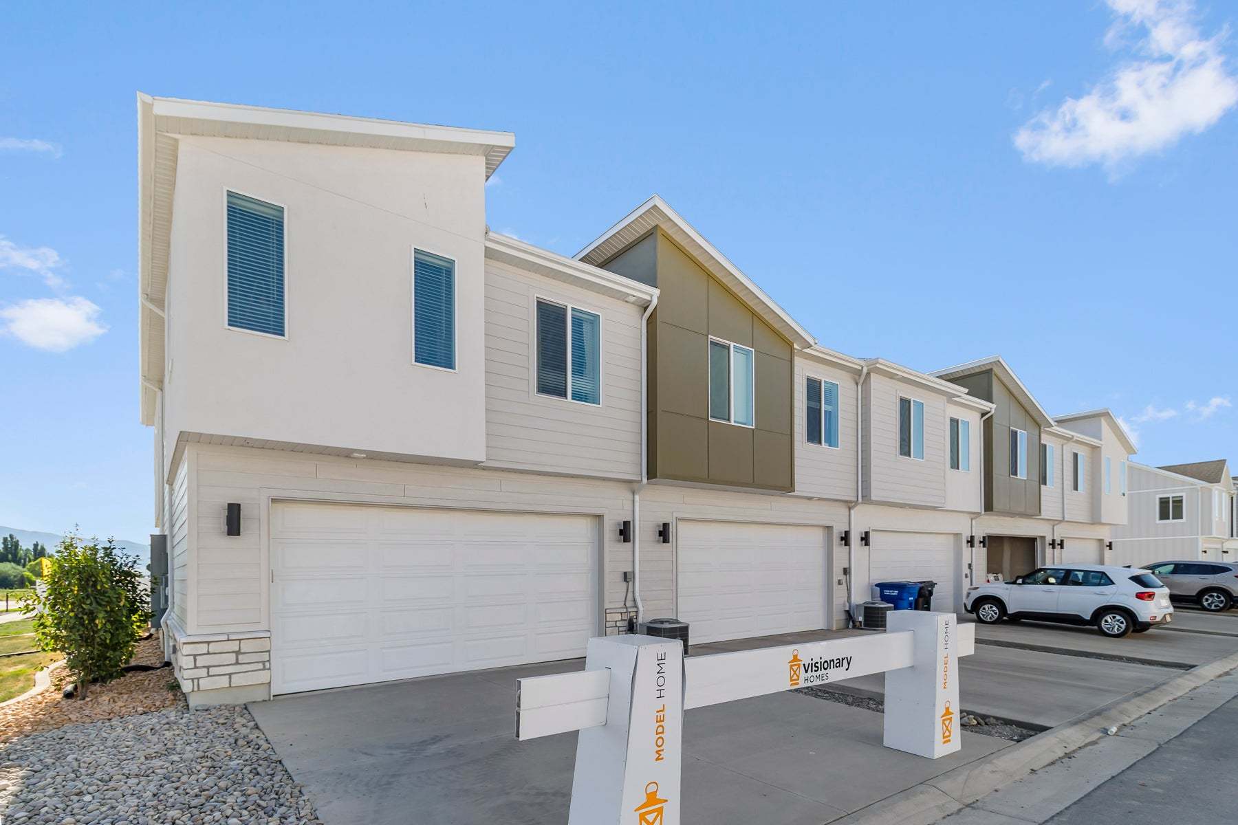 *Finished home photos are representational images only. See sales agent for details.
