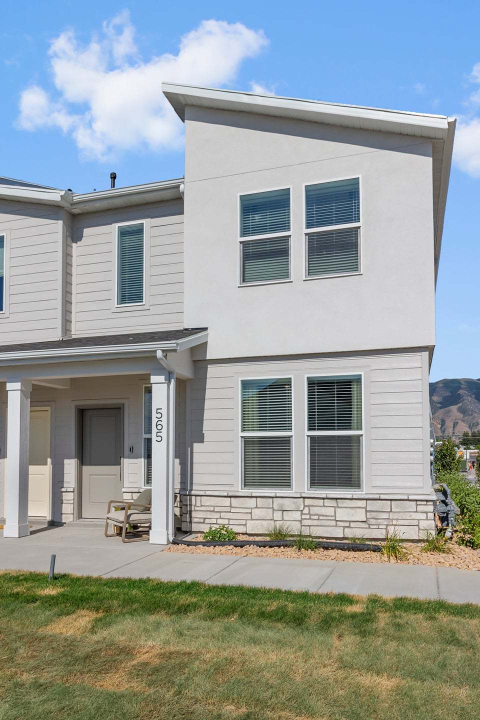 *Finished home photos are representational images only. See sales agent for details.