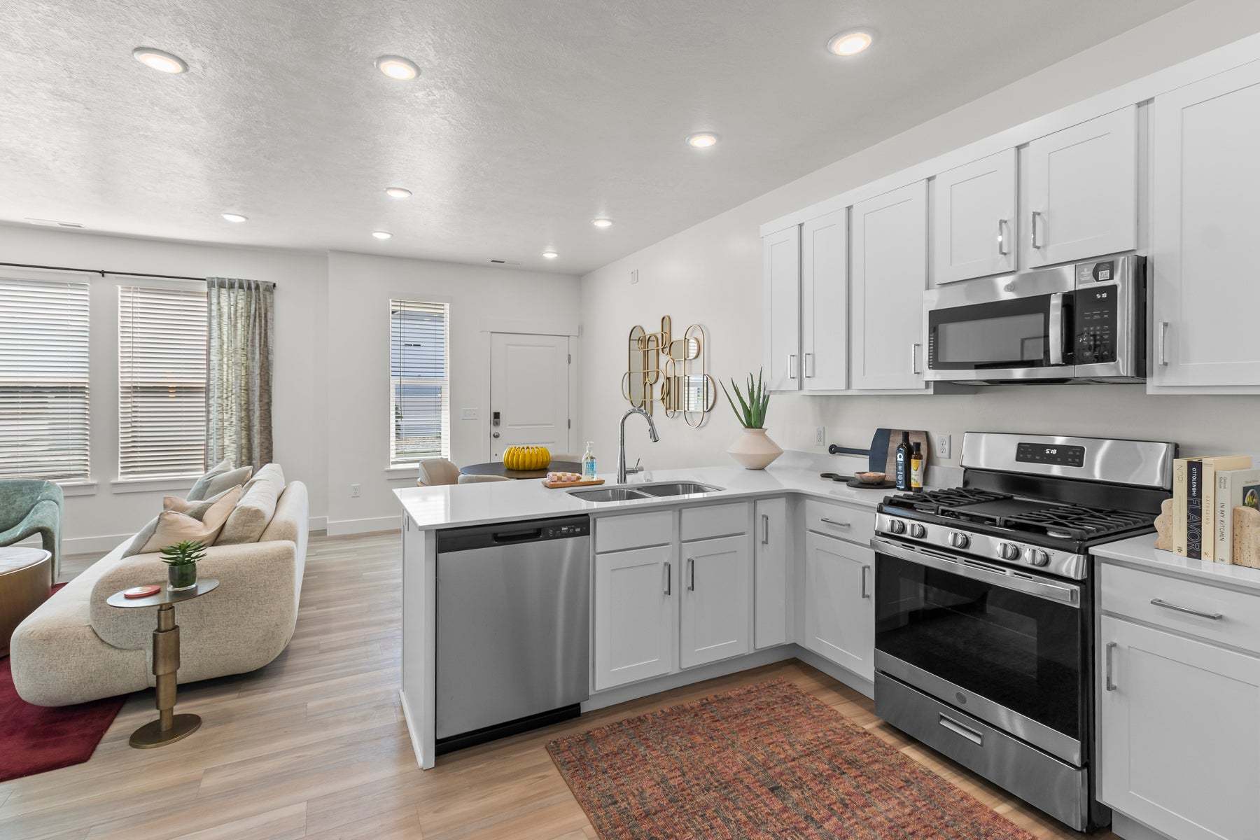 *Finished home photos are representational images only. See sales agent for details.