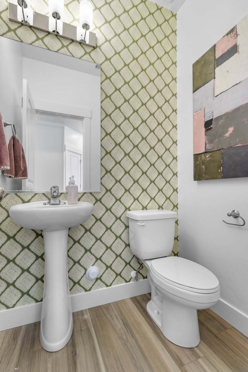 *Finished home photos are representational images only. See sales agent for details.