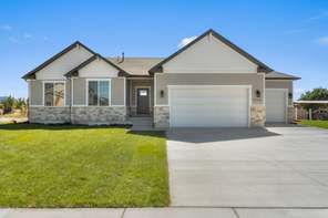906 E 120 N (Fairview)