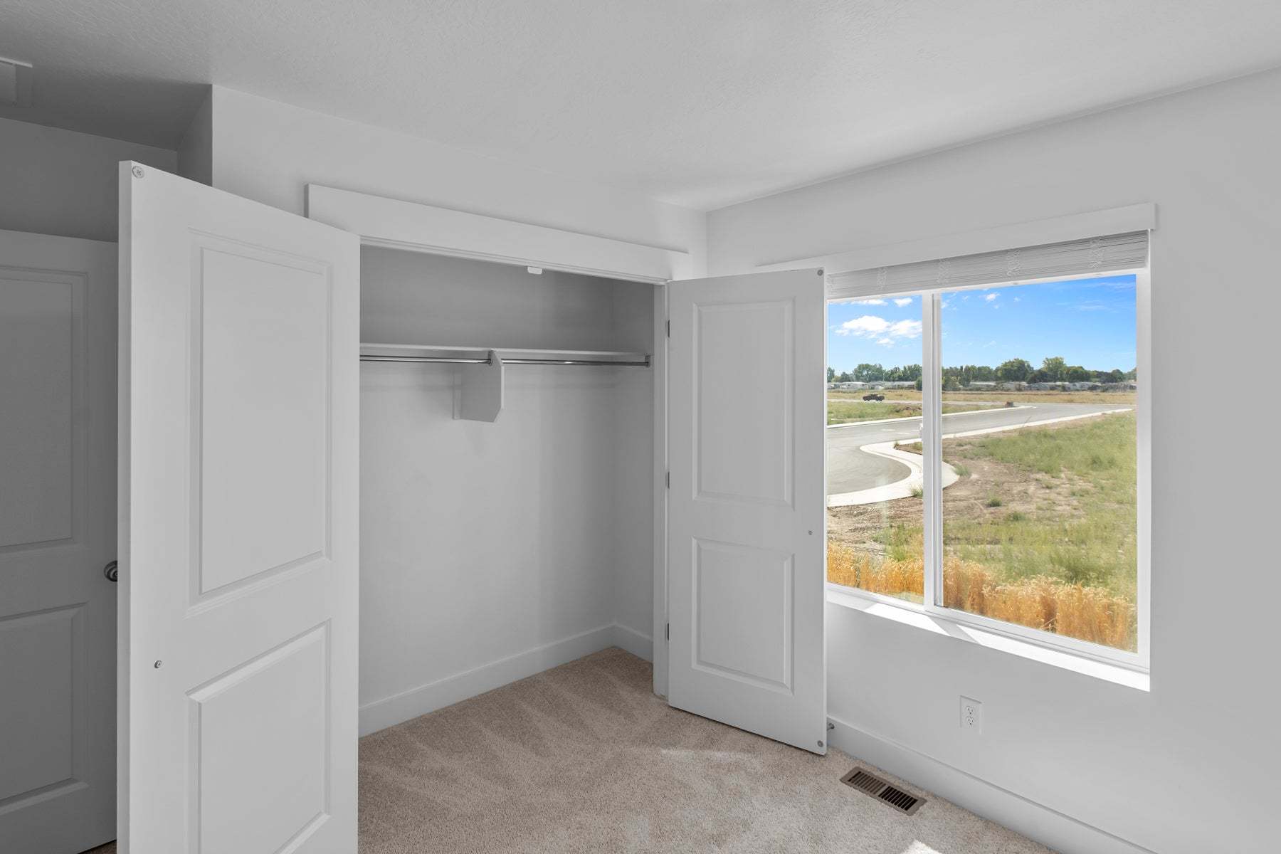 *Finished home photos are representational images only. See sales agent for details.