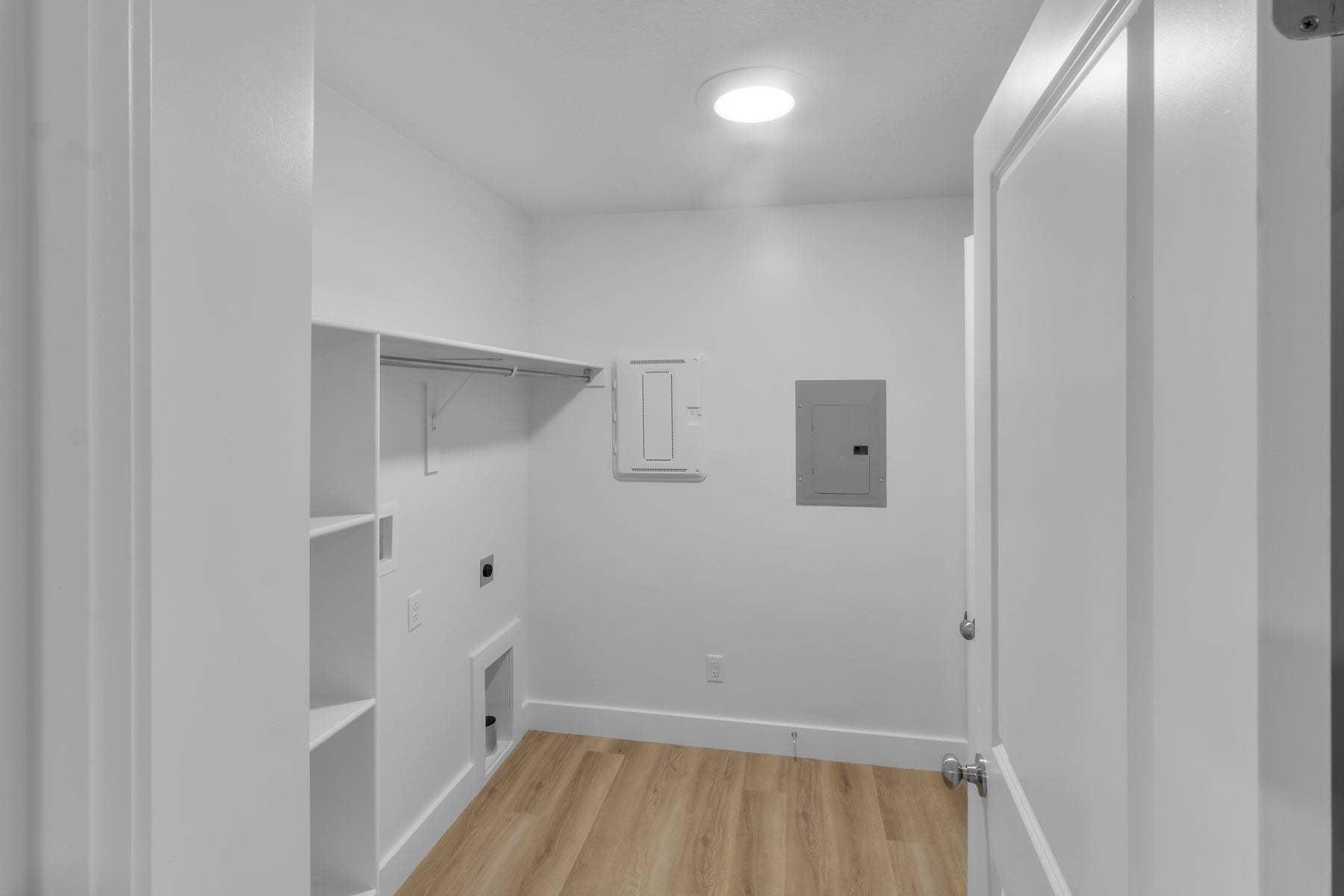 *Finished home photos are representational images only. See sales agent for details.