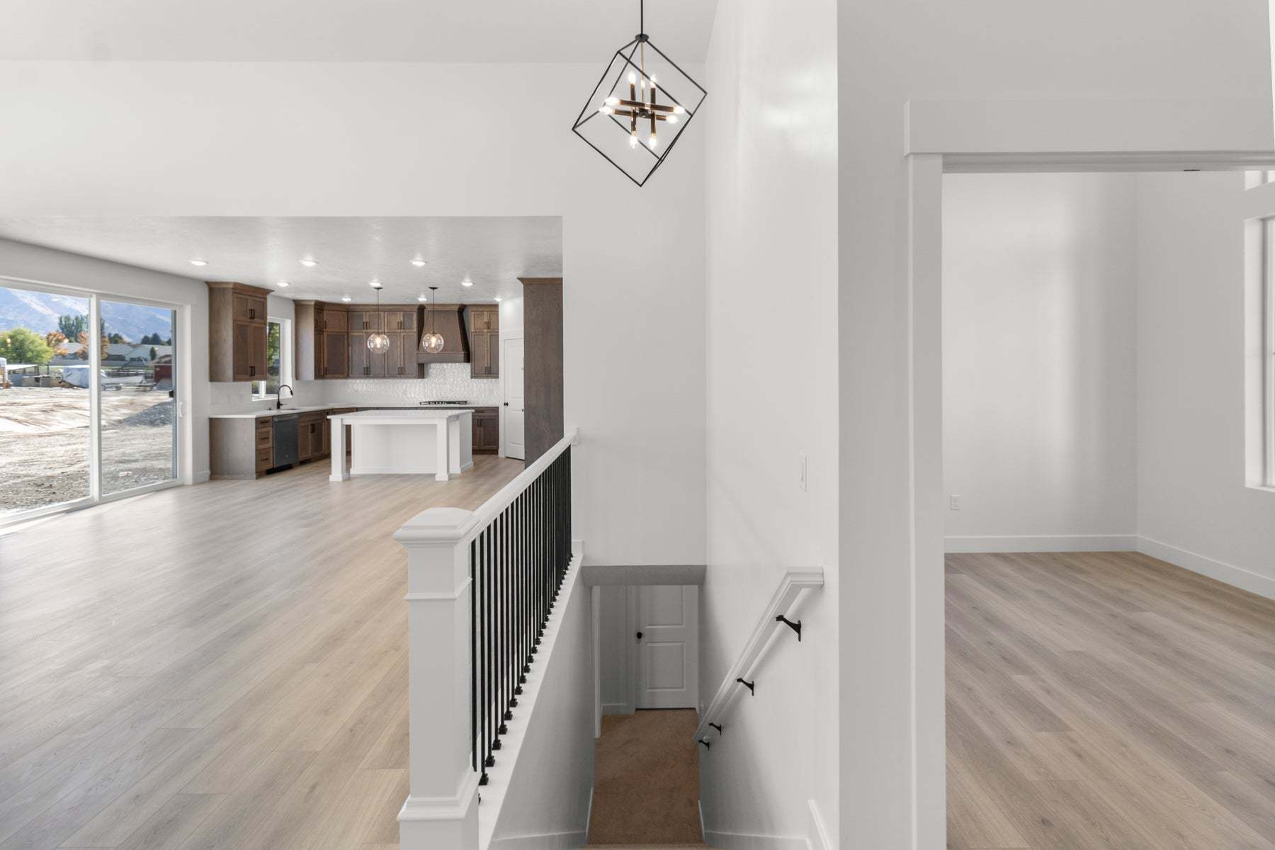 *Finished home photos are representational images only. See sales agent for details.