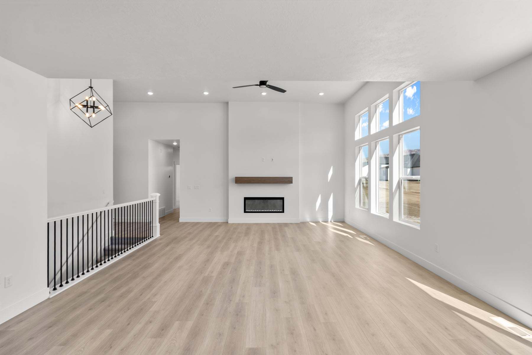 *Finished home photos are representational images only. See sales agent for details.