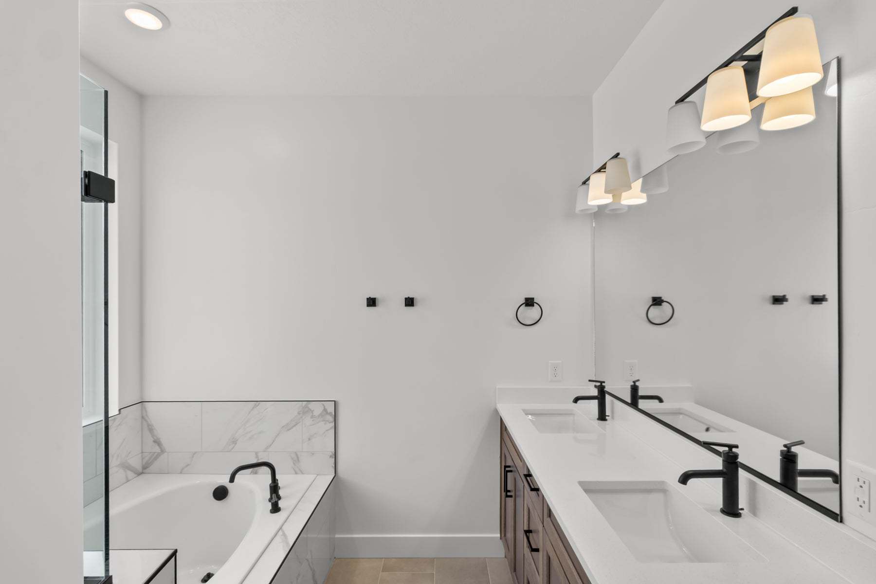 *Finished home photos are representational images only. See sales agent for details.