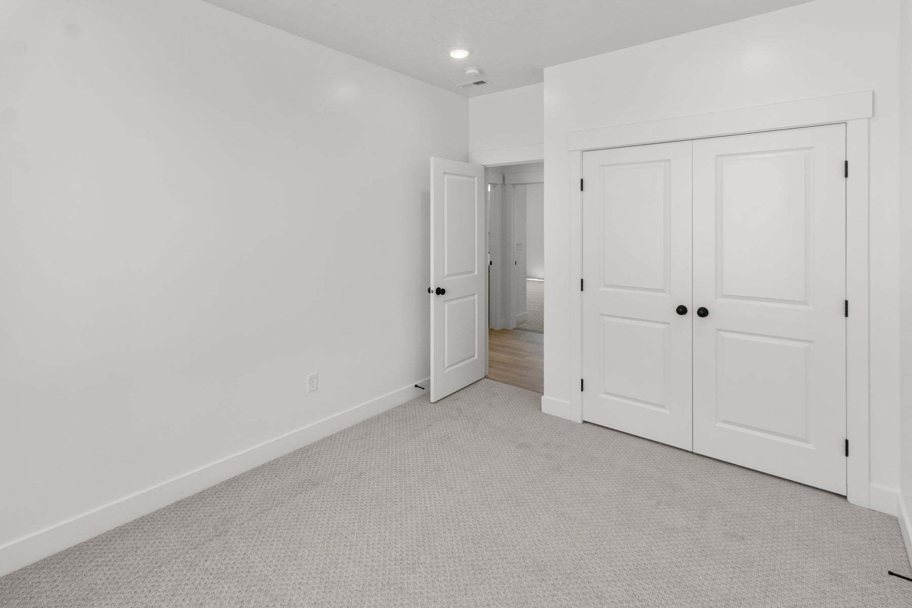 *Finished home photos are representational images only. See sales agent for details.